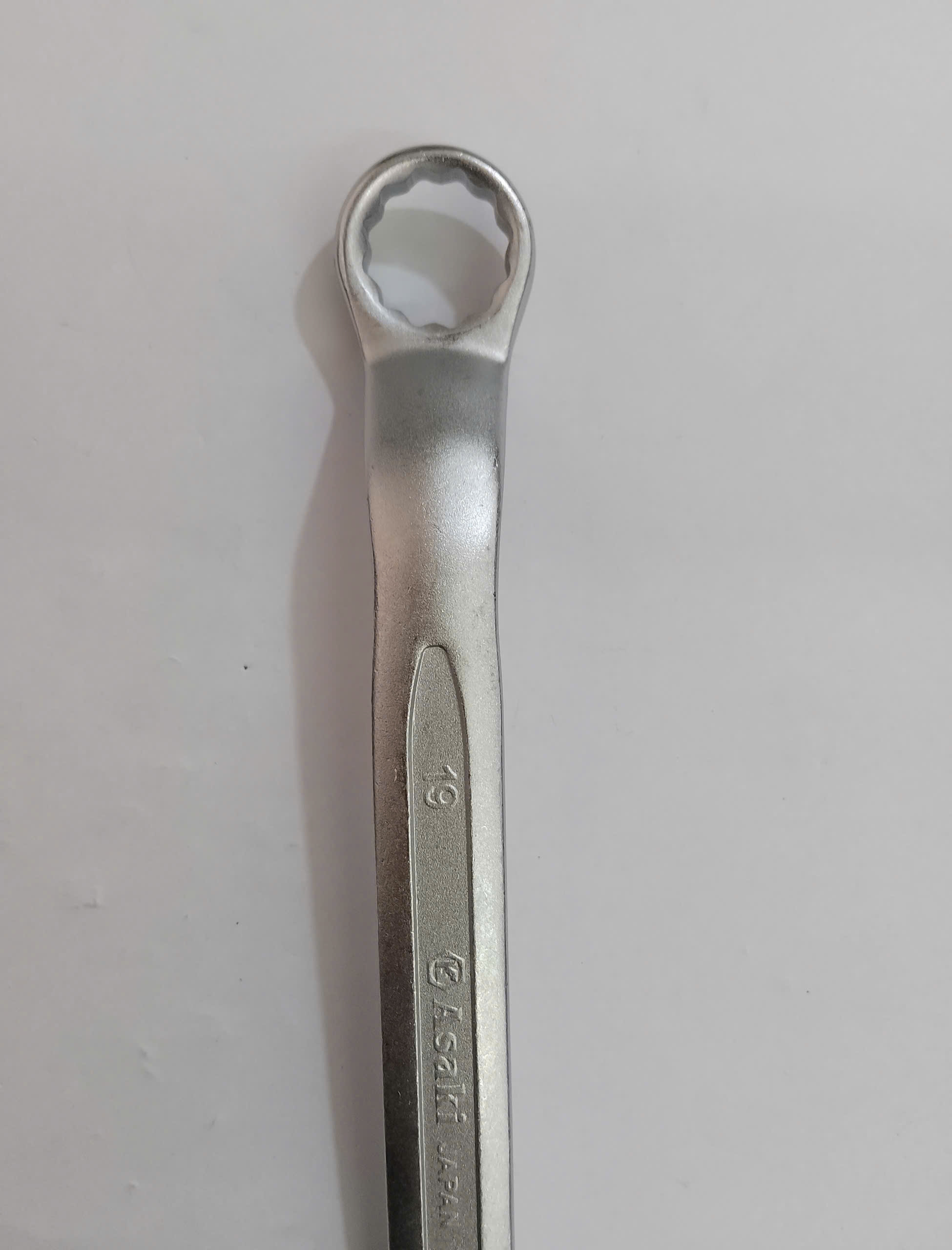 Hình ảnh 17 của mặt hàng Cờ lê 2 đầu vòng (xi mờ) 19mm x 22mm Asaki AK-7485