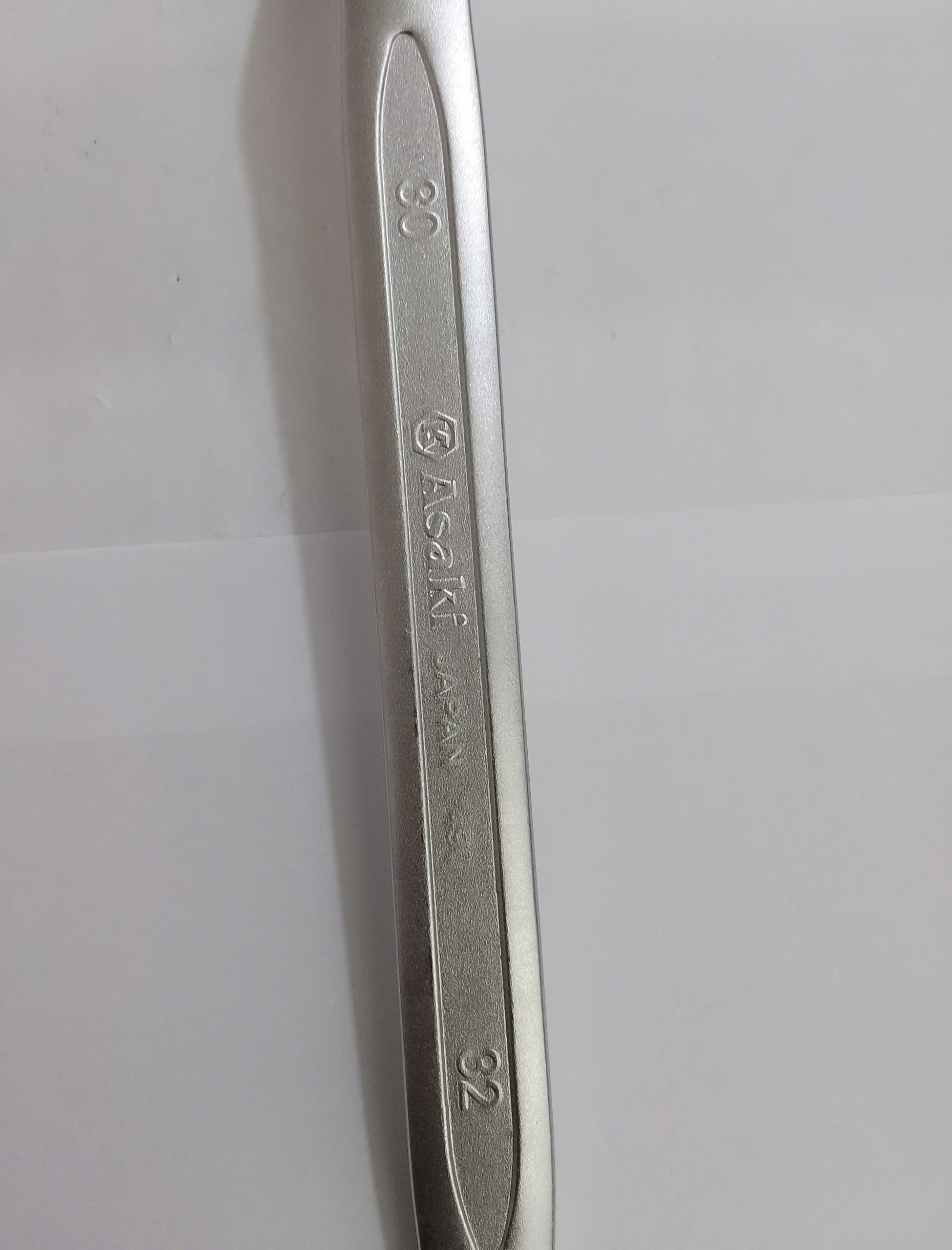 Hình ảnh 18 của mặt hàng Cờ lê 2 đầu vòng (xi mờ) 30mm x 32mm Asaki AK-7490