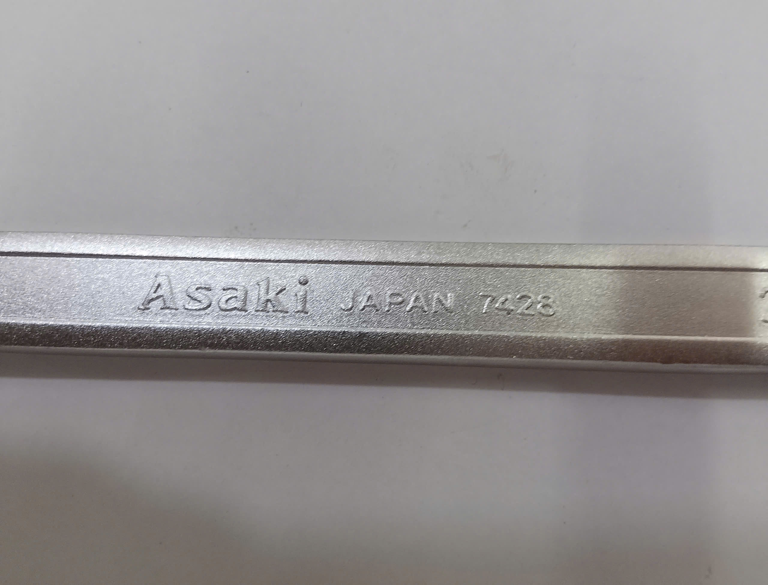 Hình ảnh 10 của mặt hàng Cờ lê vòng miệng (xi mờ) 22mm Asaki AK-7428