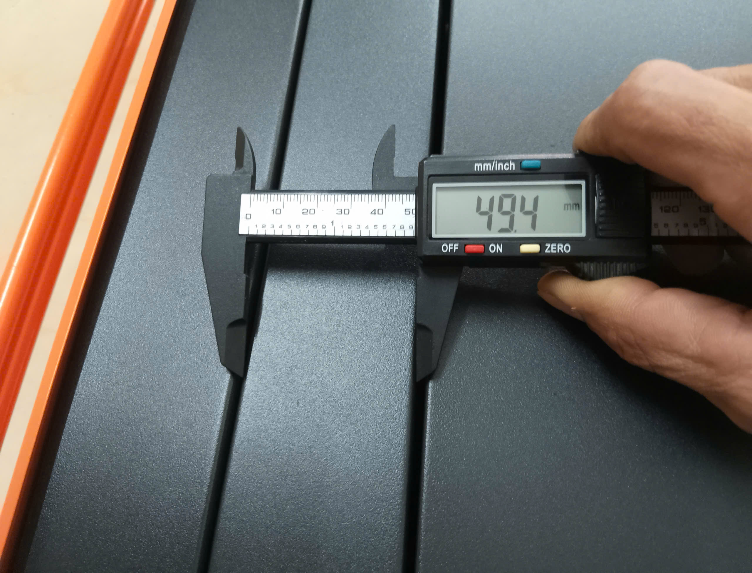Hình ảnh 17 của mặt hàng Thùng đồ nghề bằng sắt 3 ngăn 50 x 20 x 23cm Asaki AK-9957