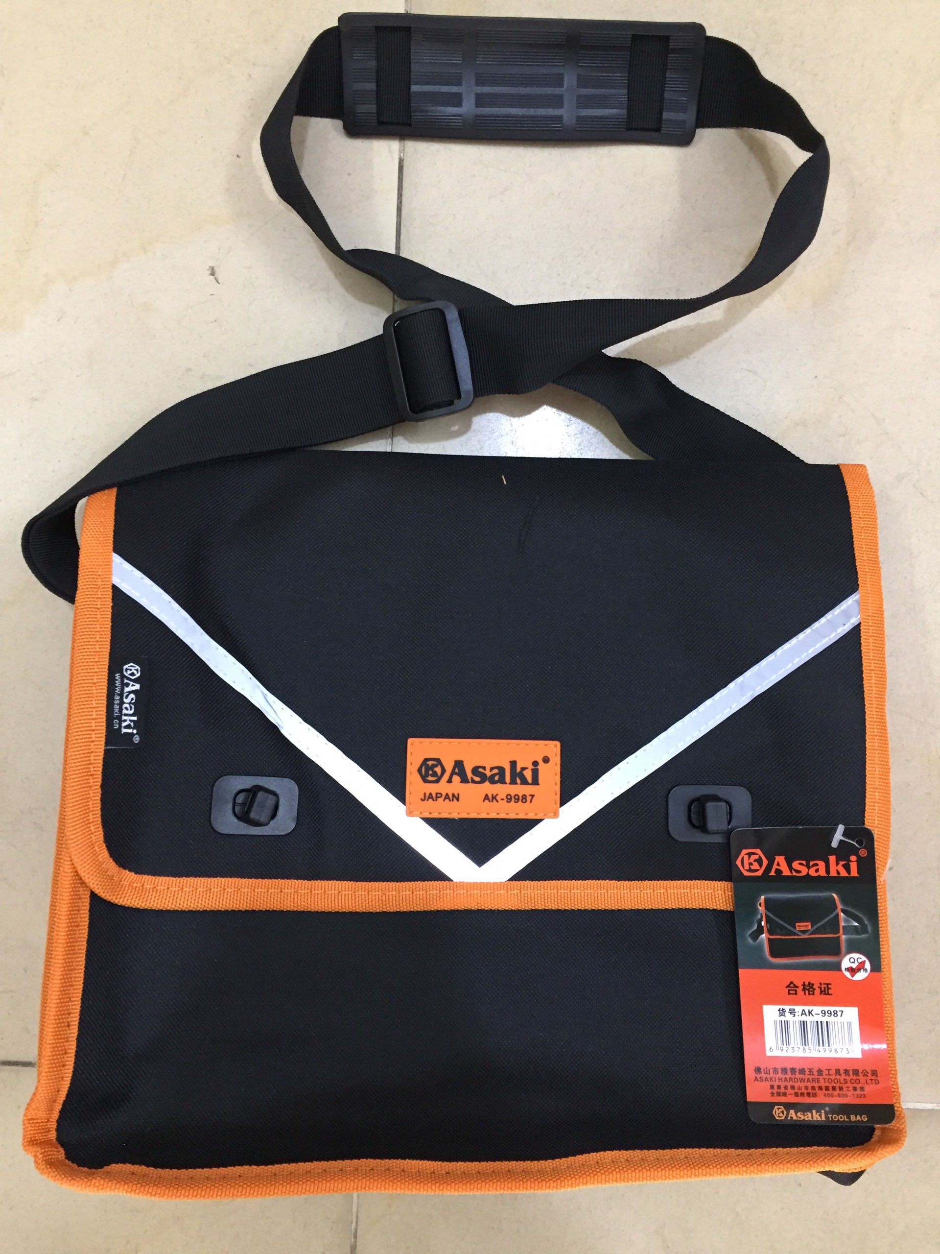 Hình ảnh 13 của mặt hàng Túi đeo vai đựng đồ nghề cao cấp (sử dụng chất liệu đặc biệt chống vật nhọn đâm thủng túi)" nhỏ Asaki AK-9987