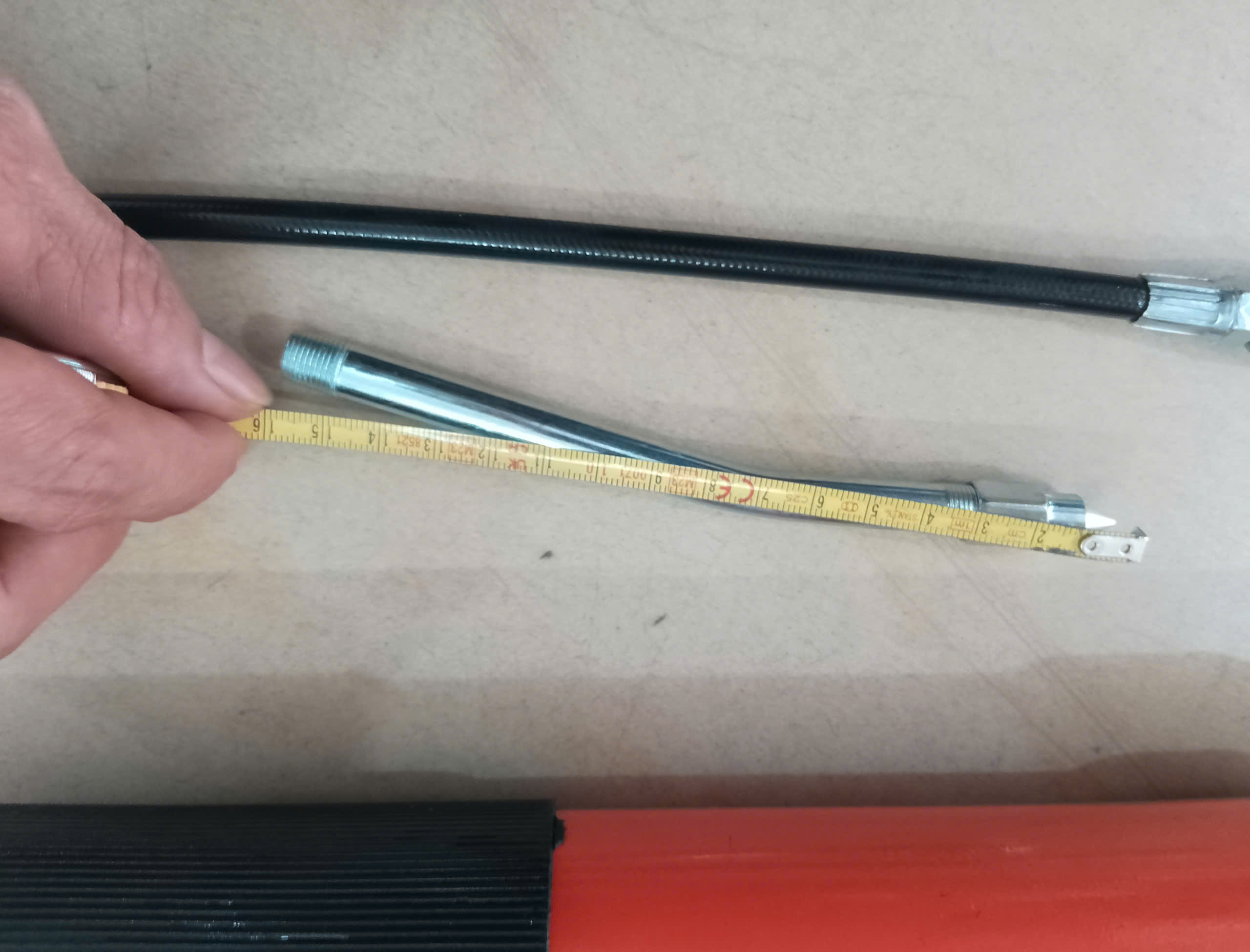 Hình ảnh 14 của mặt hàng Súng bơm mỡ 2 xy lanh cao cấp (áp lực lớn nhất 10000 PSI)" 500cc Asaki AK-1100