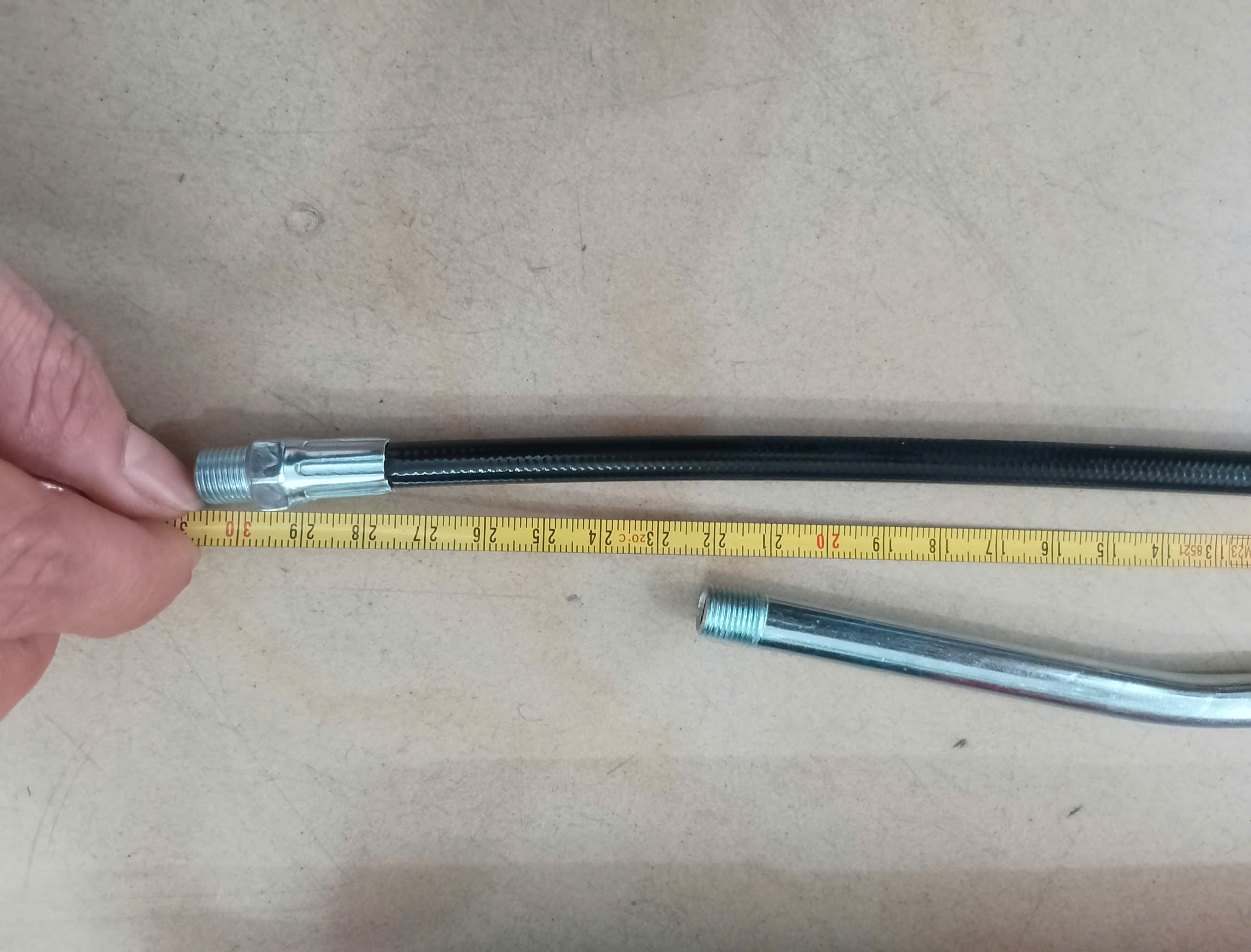 Hình ảnh 15 của mặt hàng Súng bơm mỡ 2 xy lanh cao cấp (áp lực lớn nhất 10000 PSI)" 500cc Asaki AK-1100