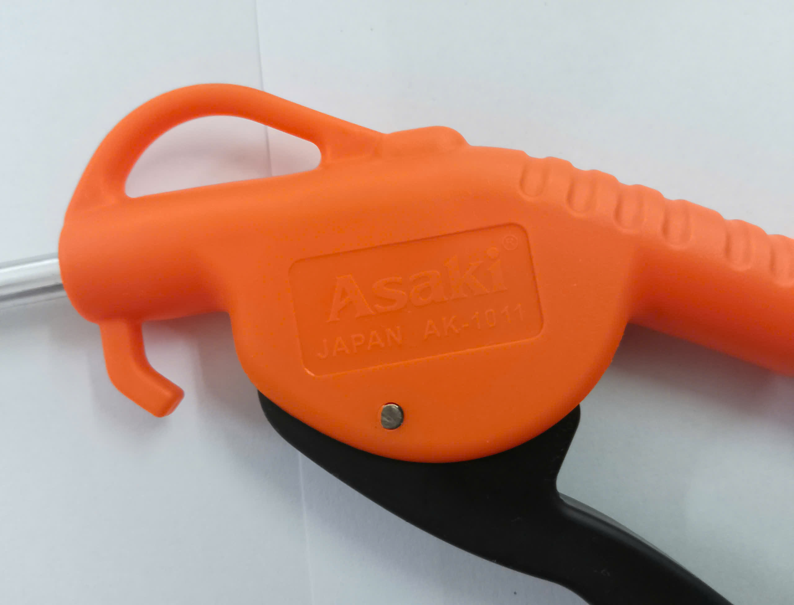 Hình ảnh 13 của mặt hàng Súng xịt hơi cán nhựa 100mm Asaki AK-1011