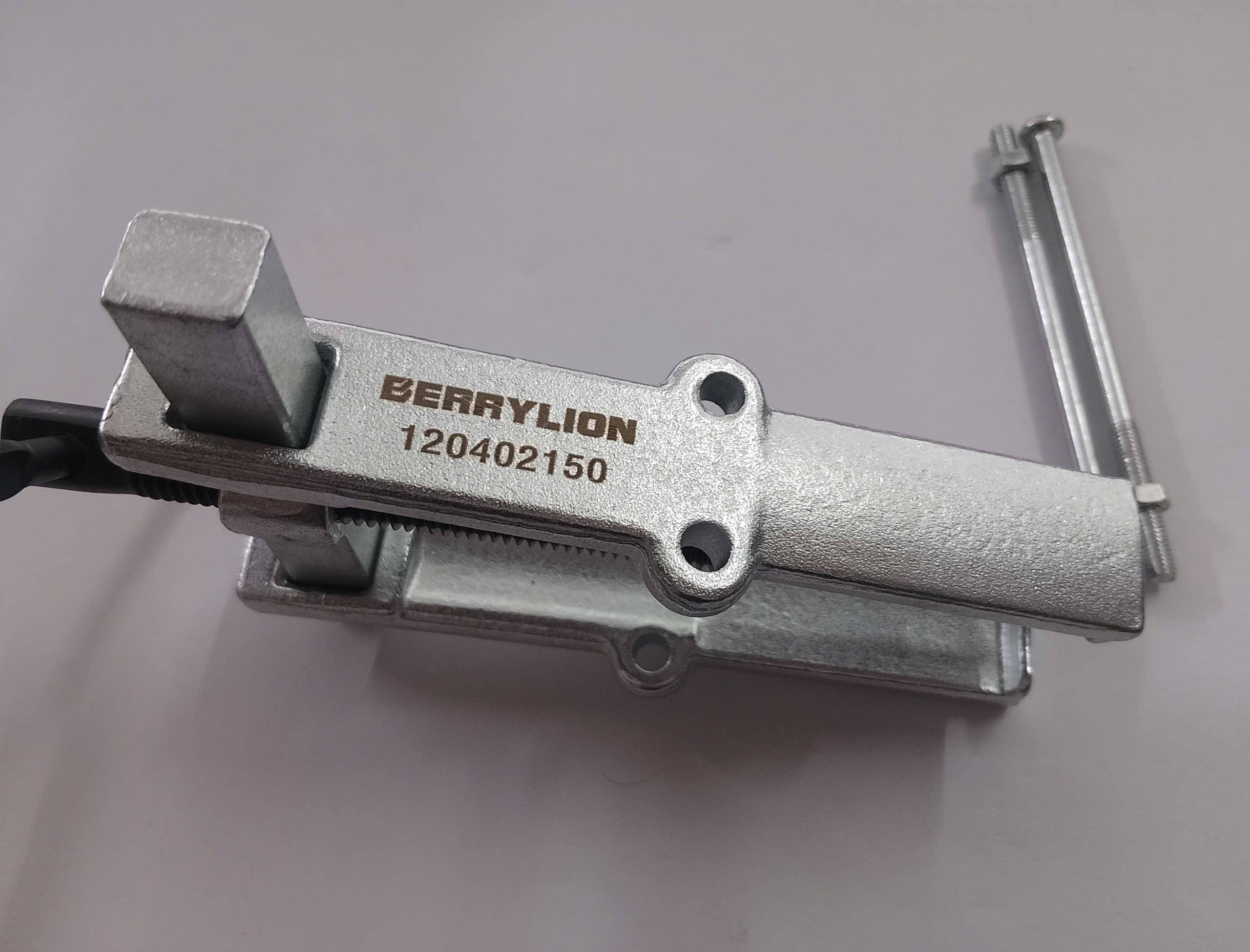 Hình ảnh 15 của mặt hàng Cảo 2 chấu (chữ H) 6"