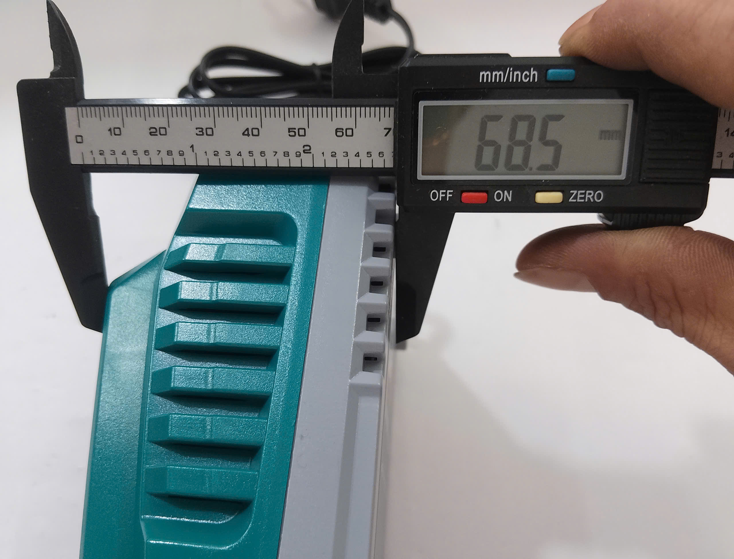 Hình ảnh 31 của mặt hàng Máy siết buloong dùng pin 20V total TIWLI2038