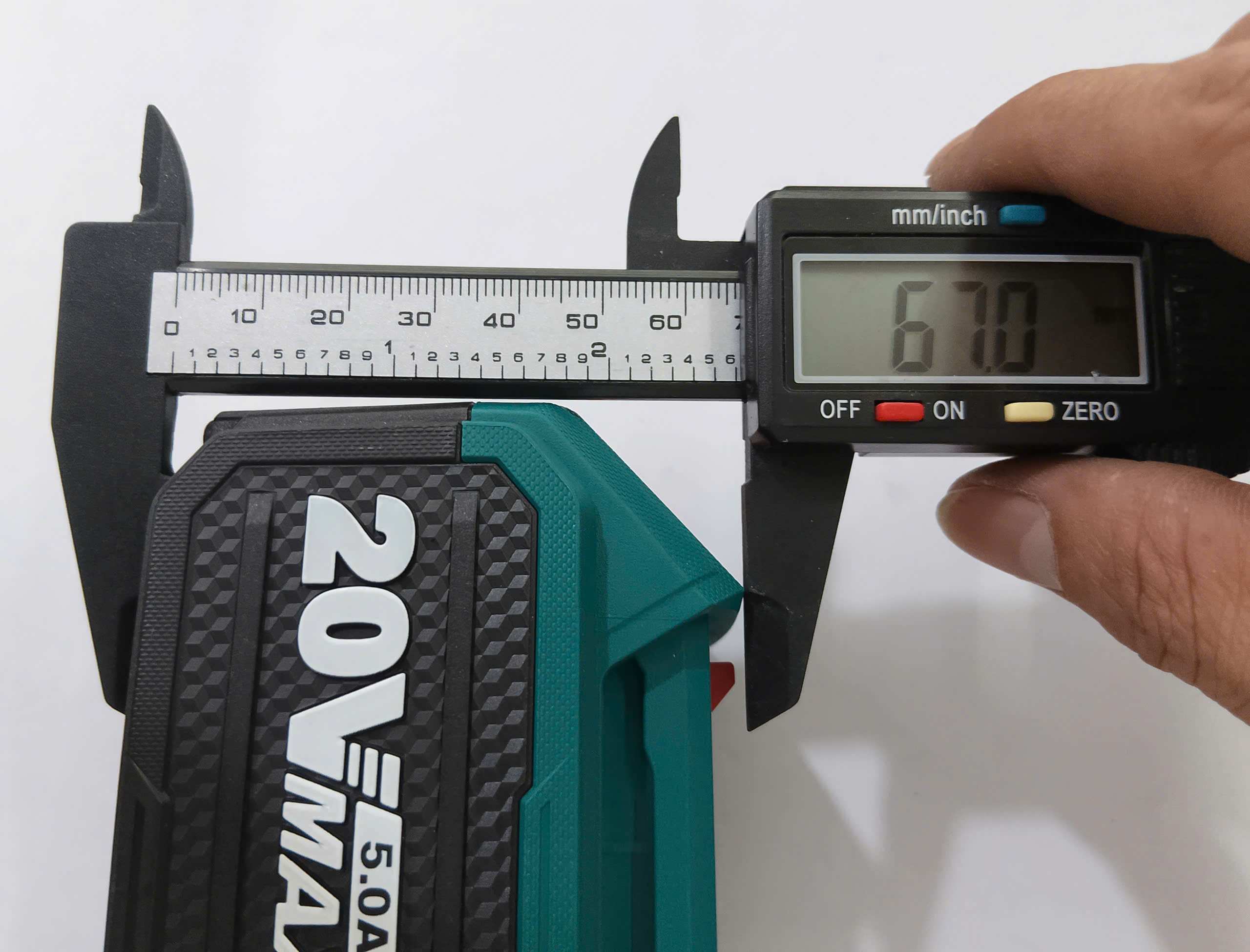 Hình ảnh 7 của mặt hàng Pin 20Vx5Ah total TFBLI2053