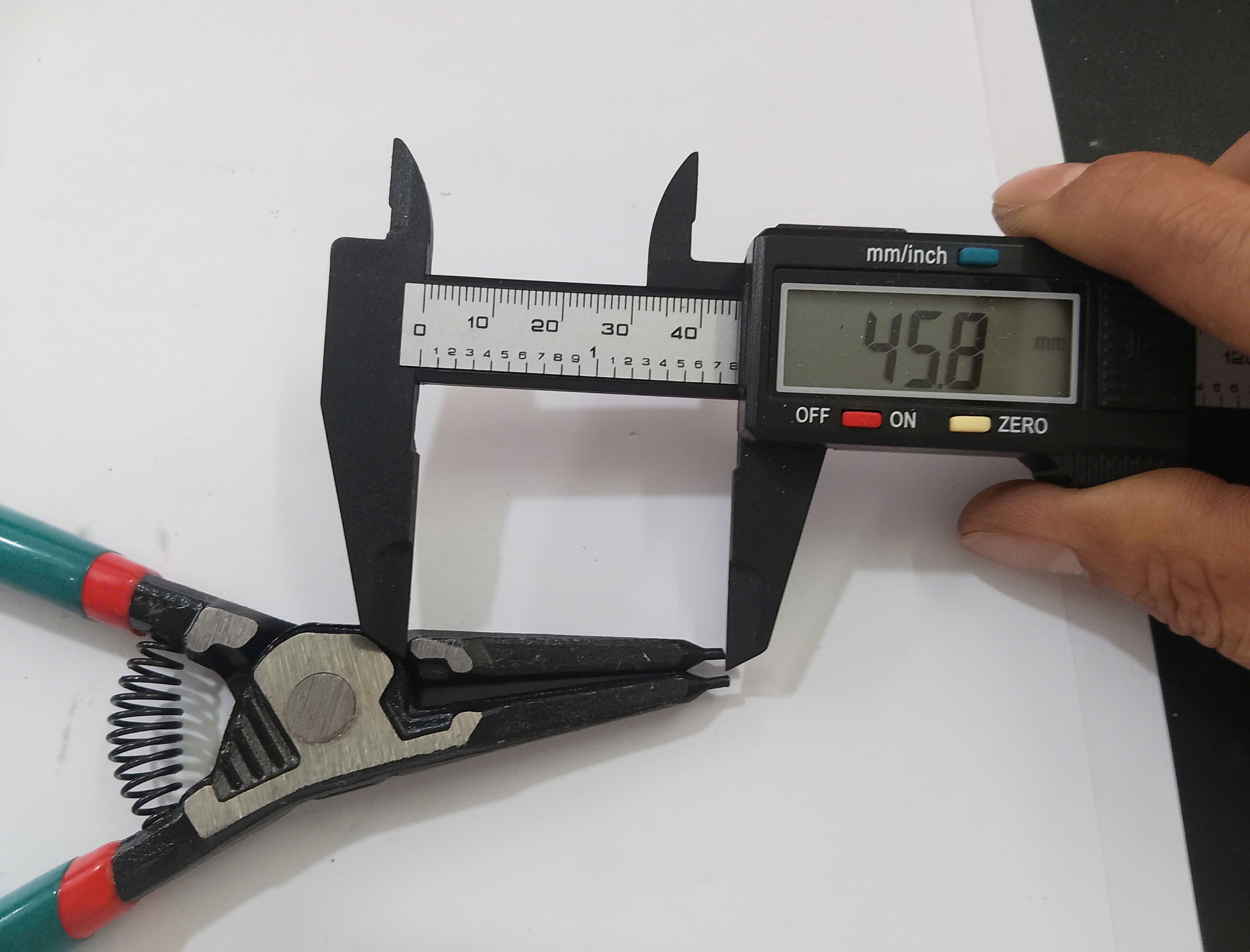 Hình ảnh 13 của mặt hàng Kềm mở phe ngoài đầu thẳng 180mm total THTJ21801