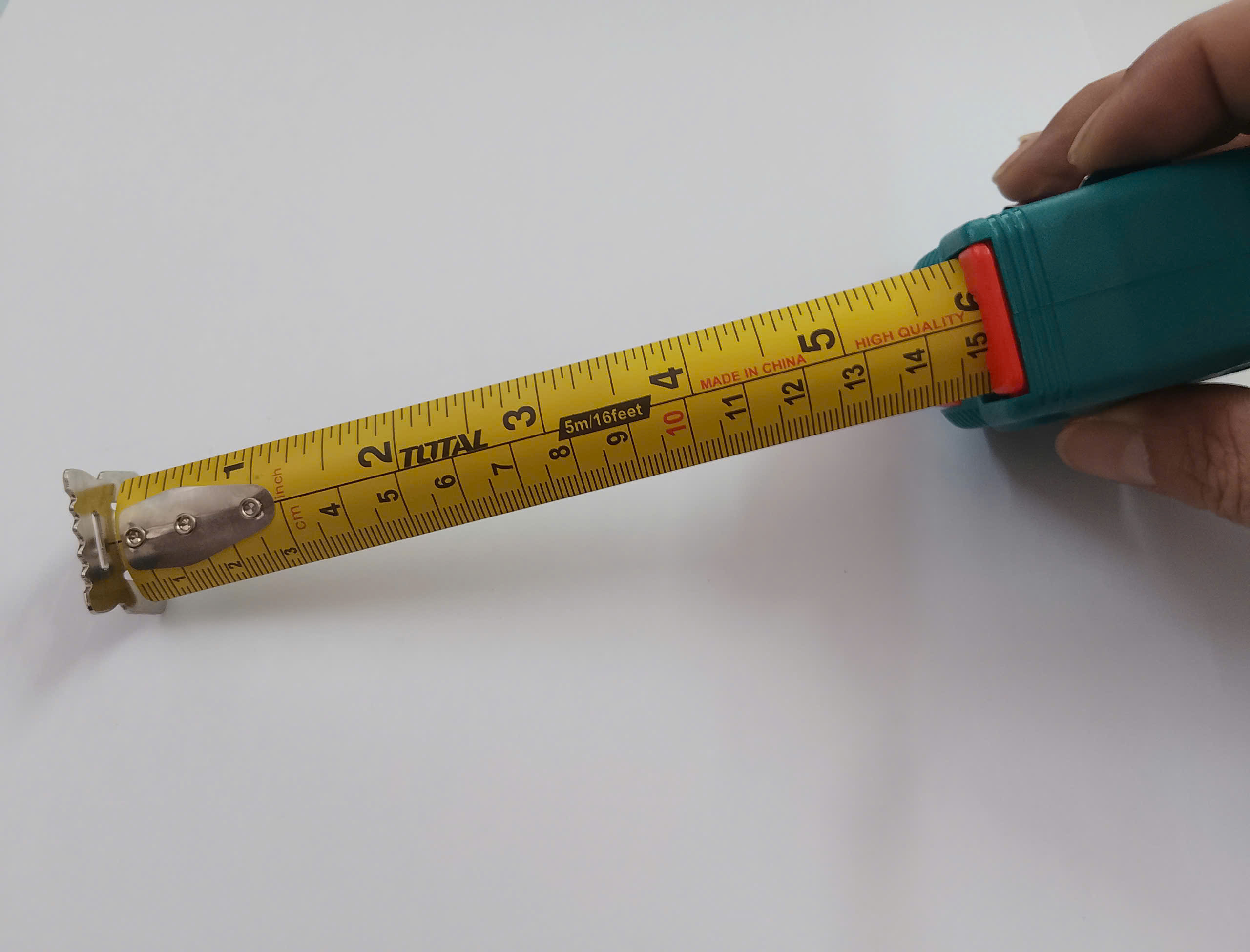 Hình ảnh 9 của mặt hàng Thước kéo thép nền vàng 5x25mm total TMT34525