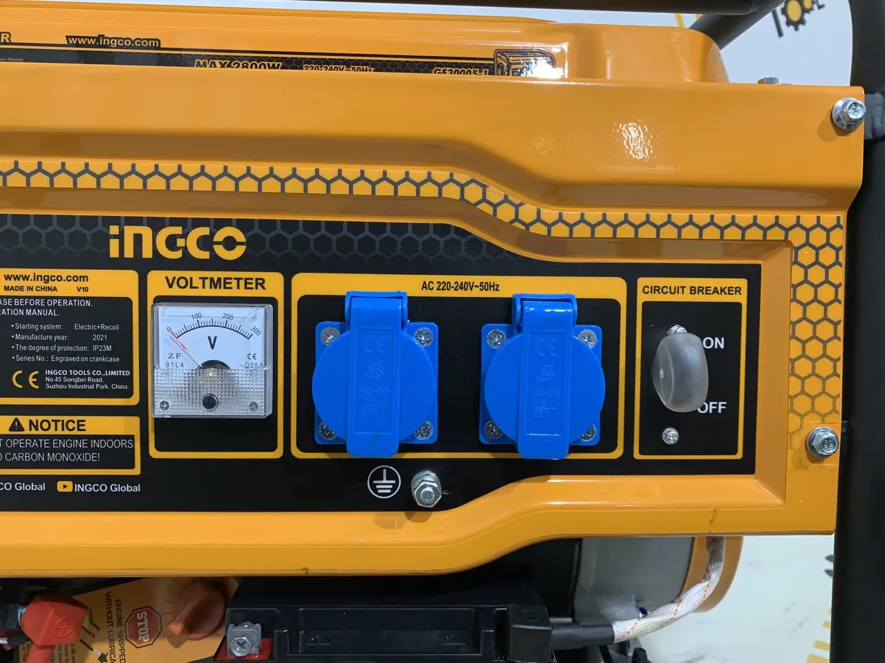 Hình ảnh 5 của mặt hàng Máy phát điện dùng xăng Ingco GE30005-1