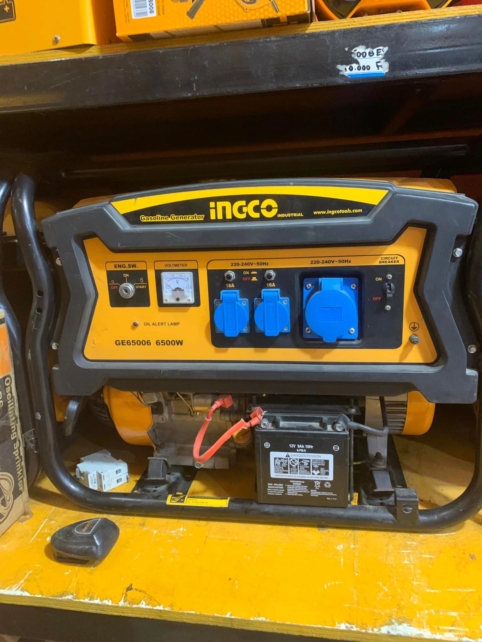 Hình ảnh 6 của mặt hàng Máy phát điện dùng xăng Ingco GE65006