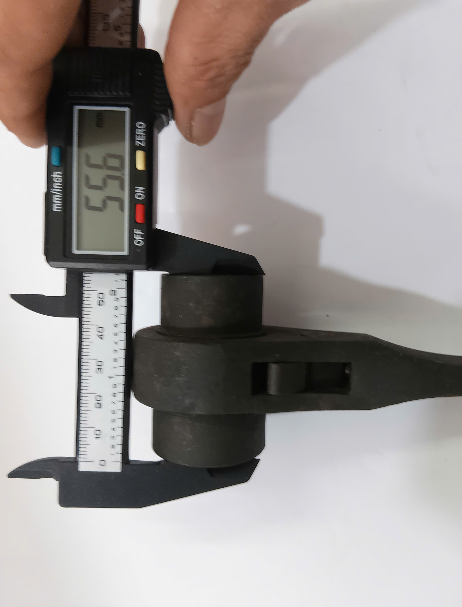 Hình ảnh 7 của mặt hàng Cờ lê đuôi chuột 23*26 C-Mart F0030-2326