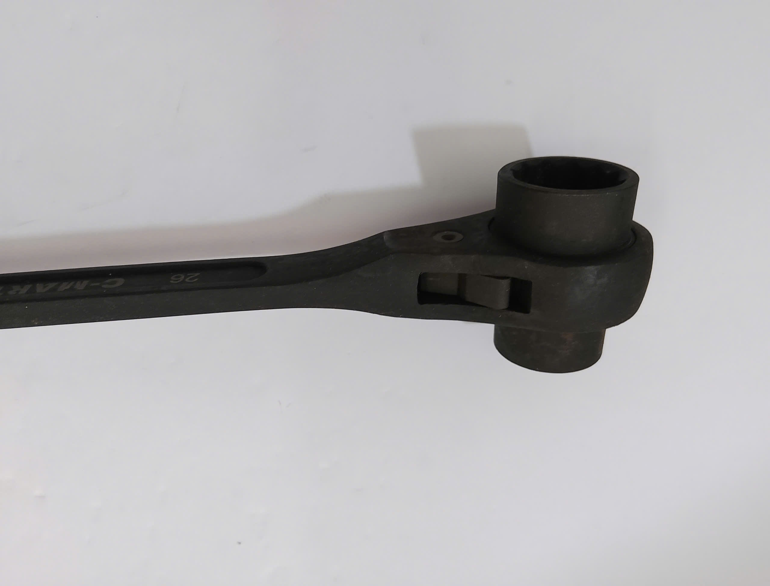 Hình ảnh 12 của mặt hàng Cờ lê đuôi chuột 23*26 C-Mart F0030-2326