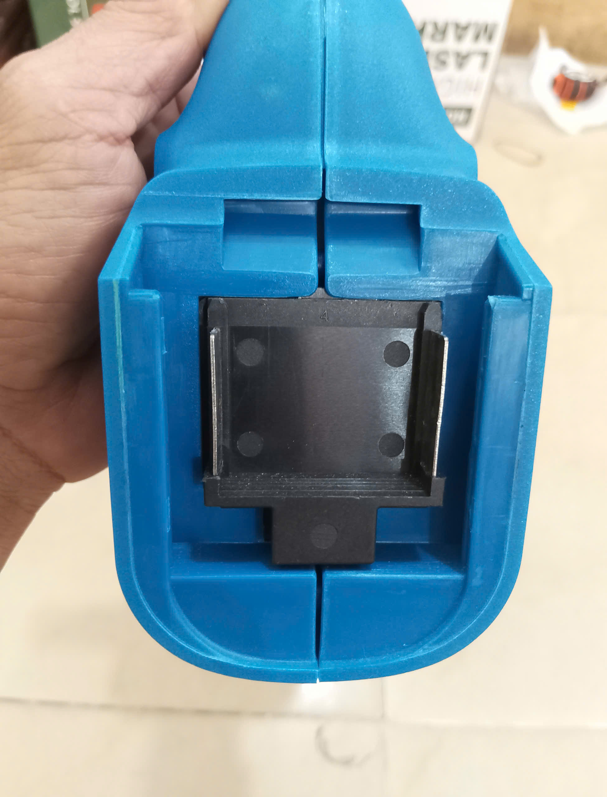 Hình ảnh 12 của mặt hàng Máy cưa cắt lá 21V C-Mart W0053