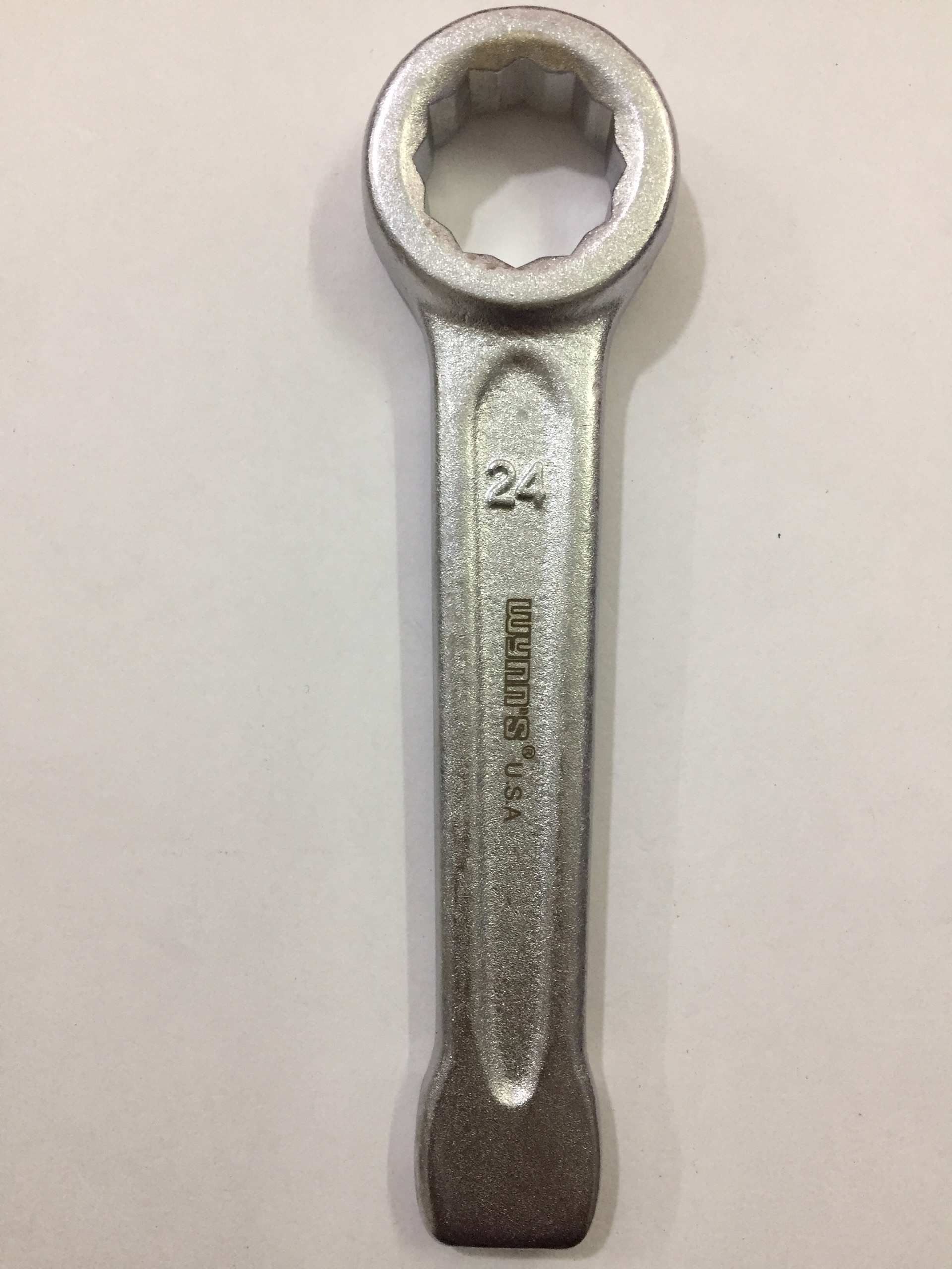 Hình ảnh 2 của mặt hàng Cà Lê Vòng Đóng Số 24 Wynns W2060A