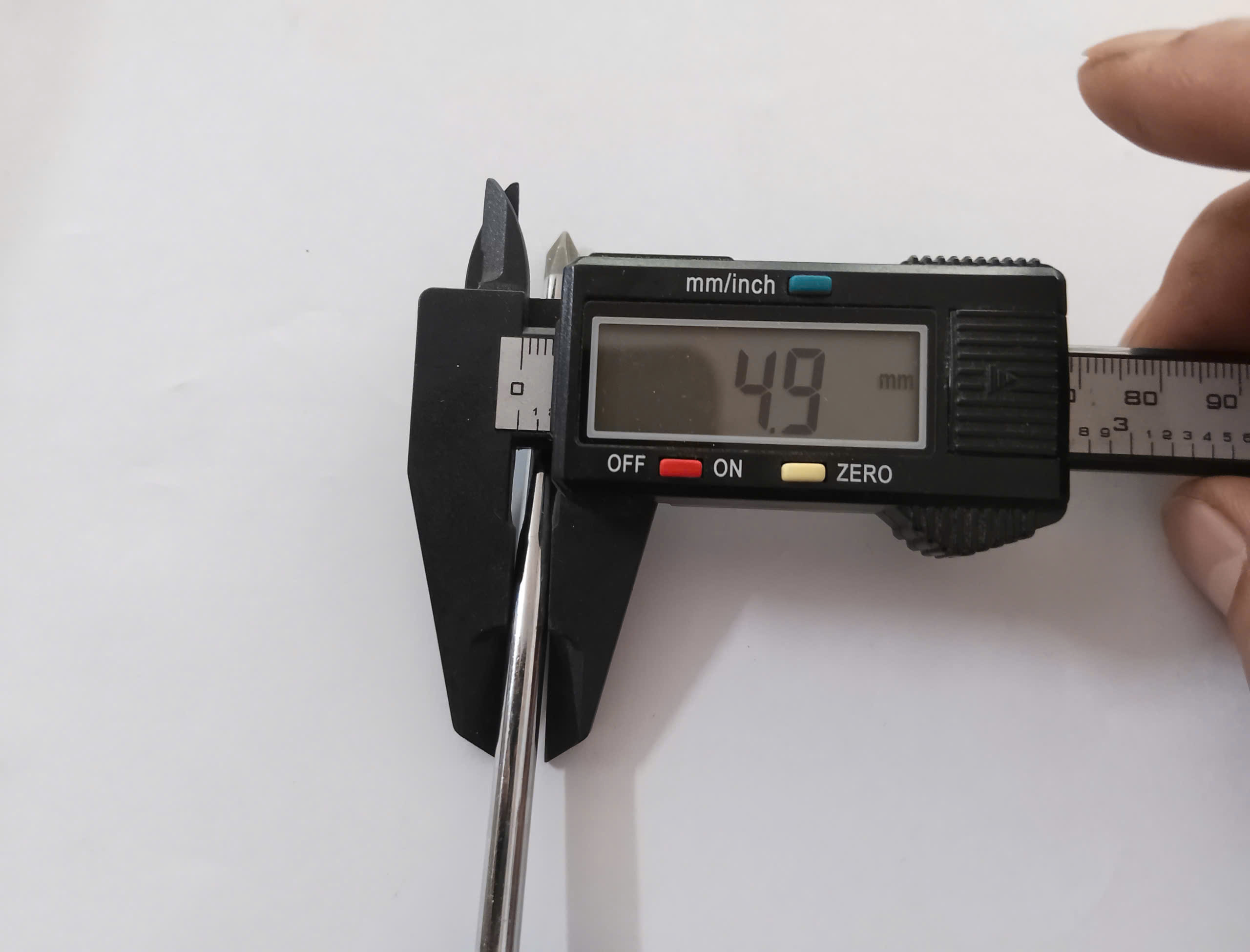 Hình ảnh 6 của mặt hàng Tu vít BẦU Licota  5x100mm ( + )
