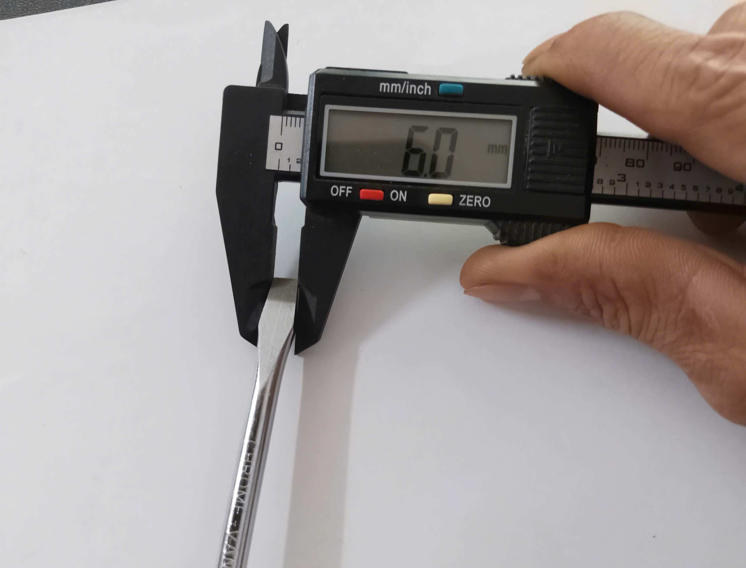 Hình ảnh 10 của mặt hàng Tu vít BẦU Licota 6x100mm  ( - )