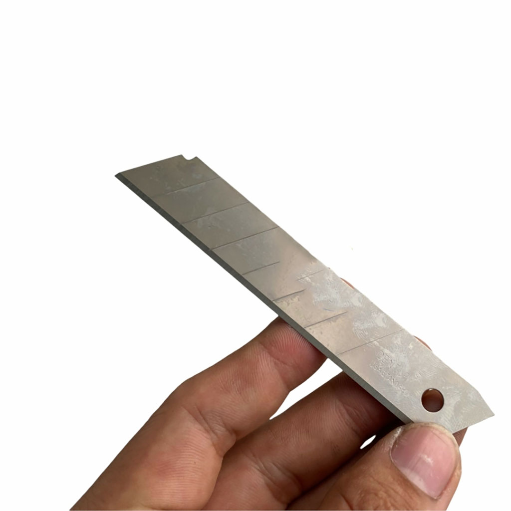 Hình ảnh 1 của mặt hàng Lưỡi dao rọc giấy loại dày Century