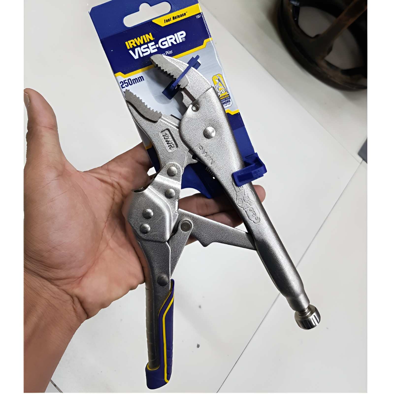 Hình ảnh 1 của mặt hàng Kìm bấm Mỹ 10inch cán bọc nhựa Irwin - Vise Grip