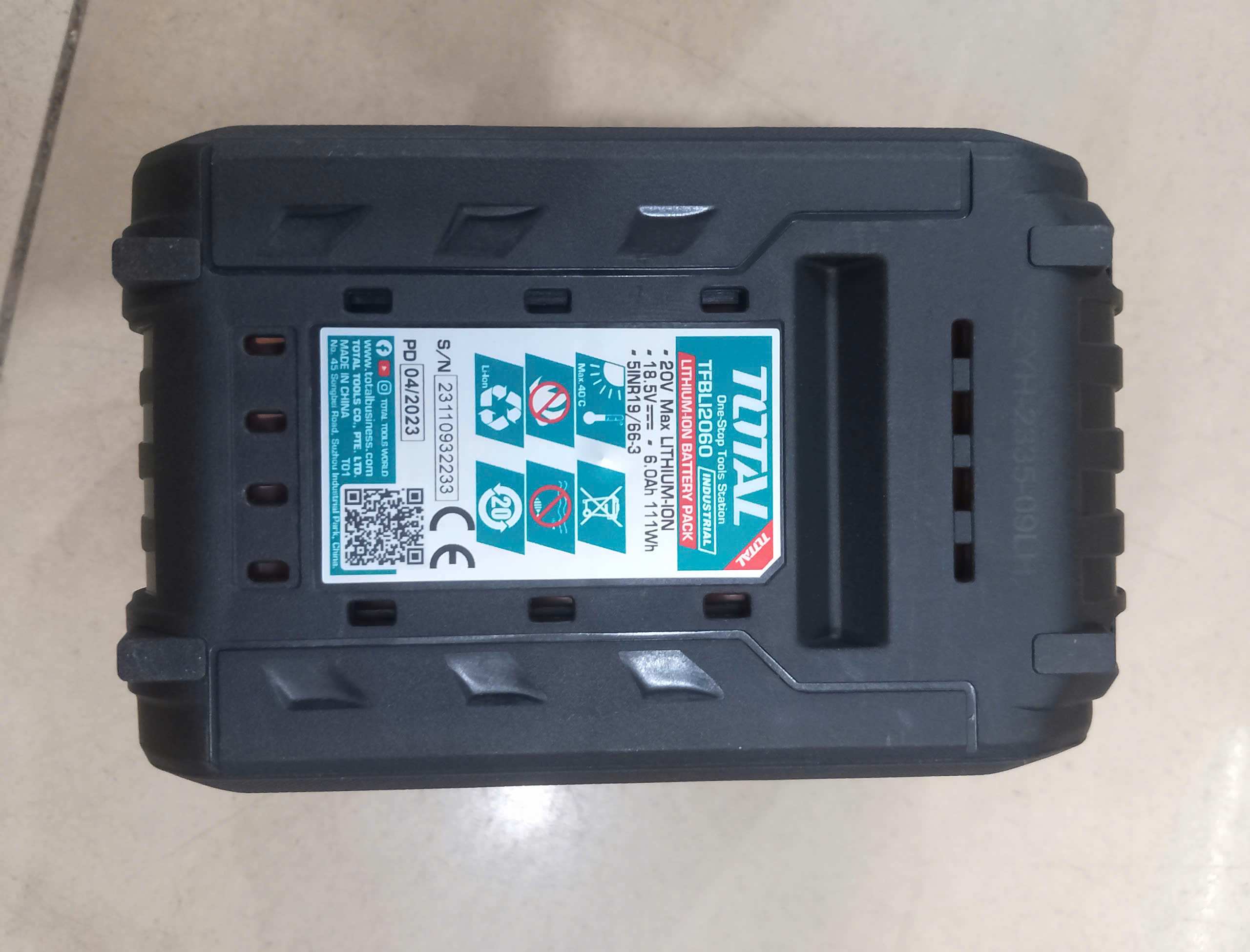 Hình ảnh 16 của mặt hàng Pin Lithium-ion 20V/6.0Ah Total TFBLI2060