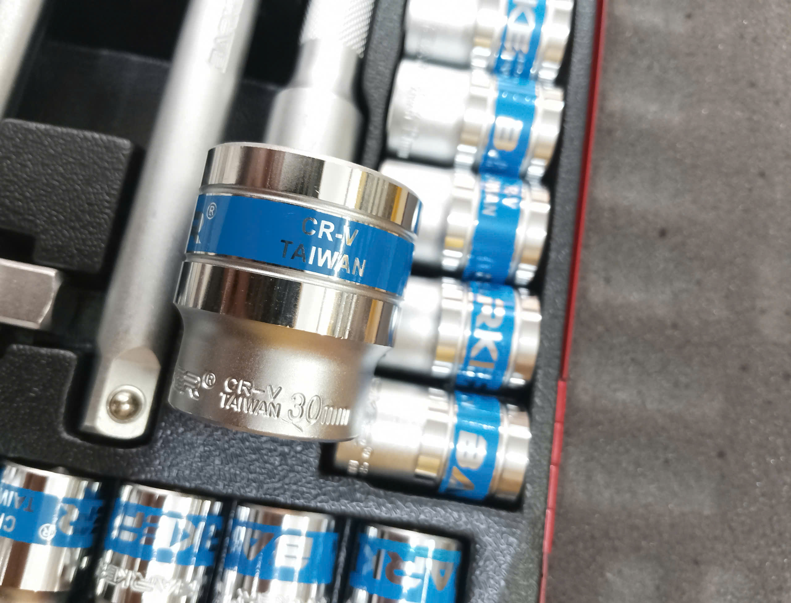 Hình ảnh 3 của mặt hàng Tuýp bộ 12 góc 1/2x25pcs Barker