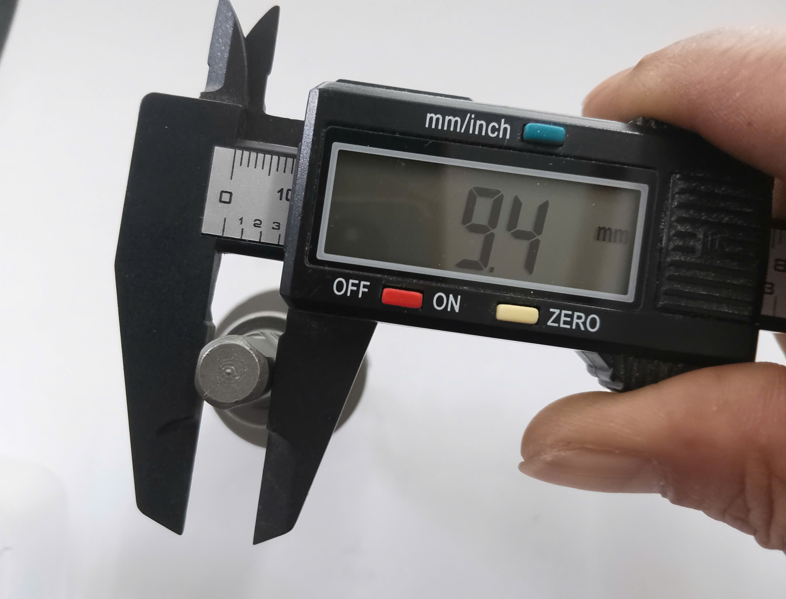 Hình ảnh 8 của mặt hàng Mũi khoét thép inox Ø32mm chuôi tròn vát Senka