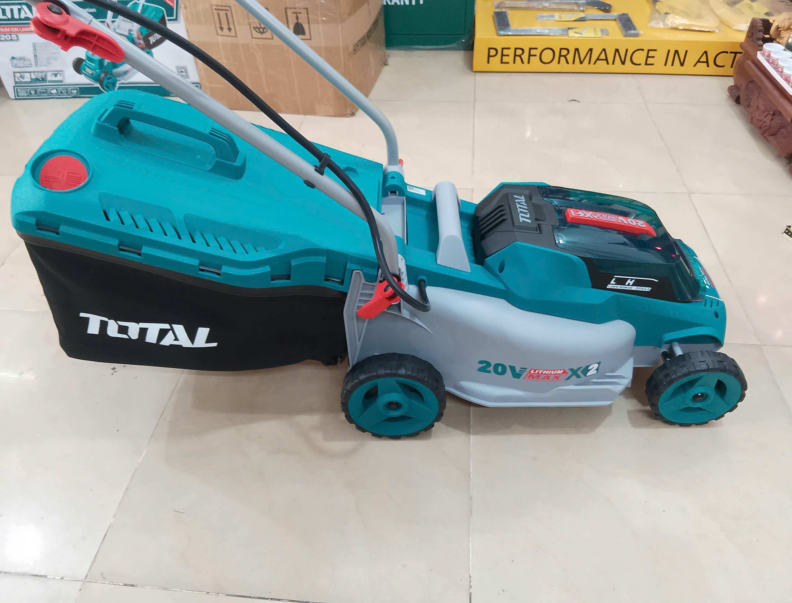 Hình ảnh 30 của mặt hàng Máy làm vườn 14 inch dùng pin Lithium-ion 40V Total
