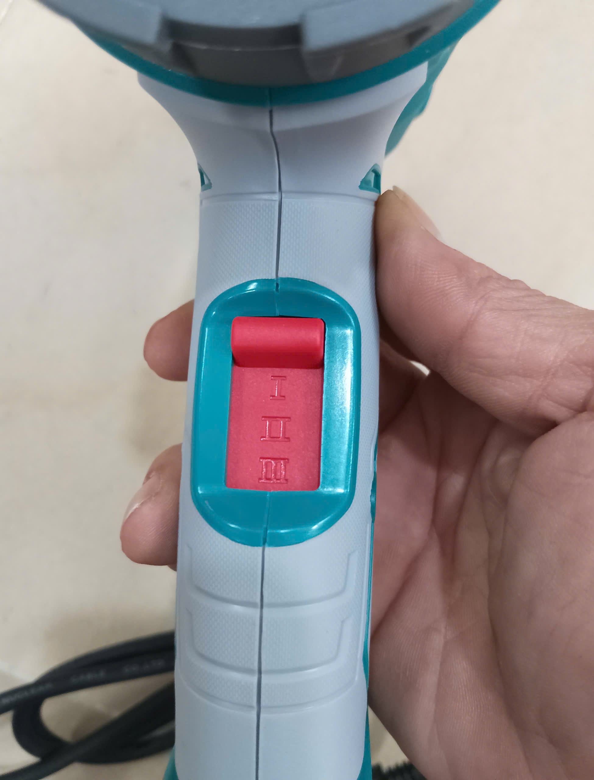 Hình ảnh 16 của mặt hàng Máy thổi nhiệt 2000W Total