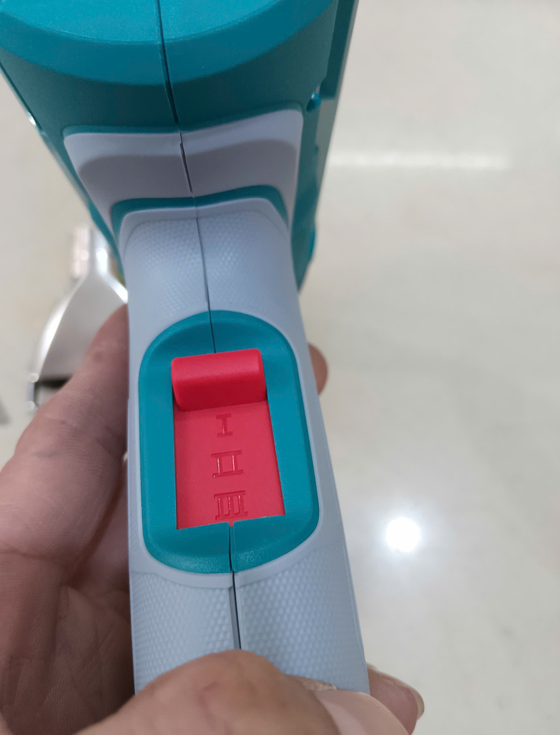 Hình ảnh 11 của mặt hàng Máy thổi nhiệt 2000W Total