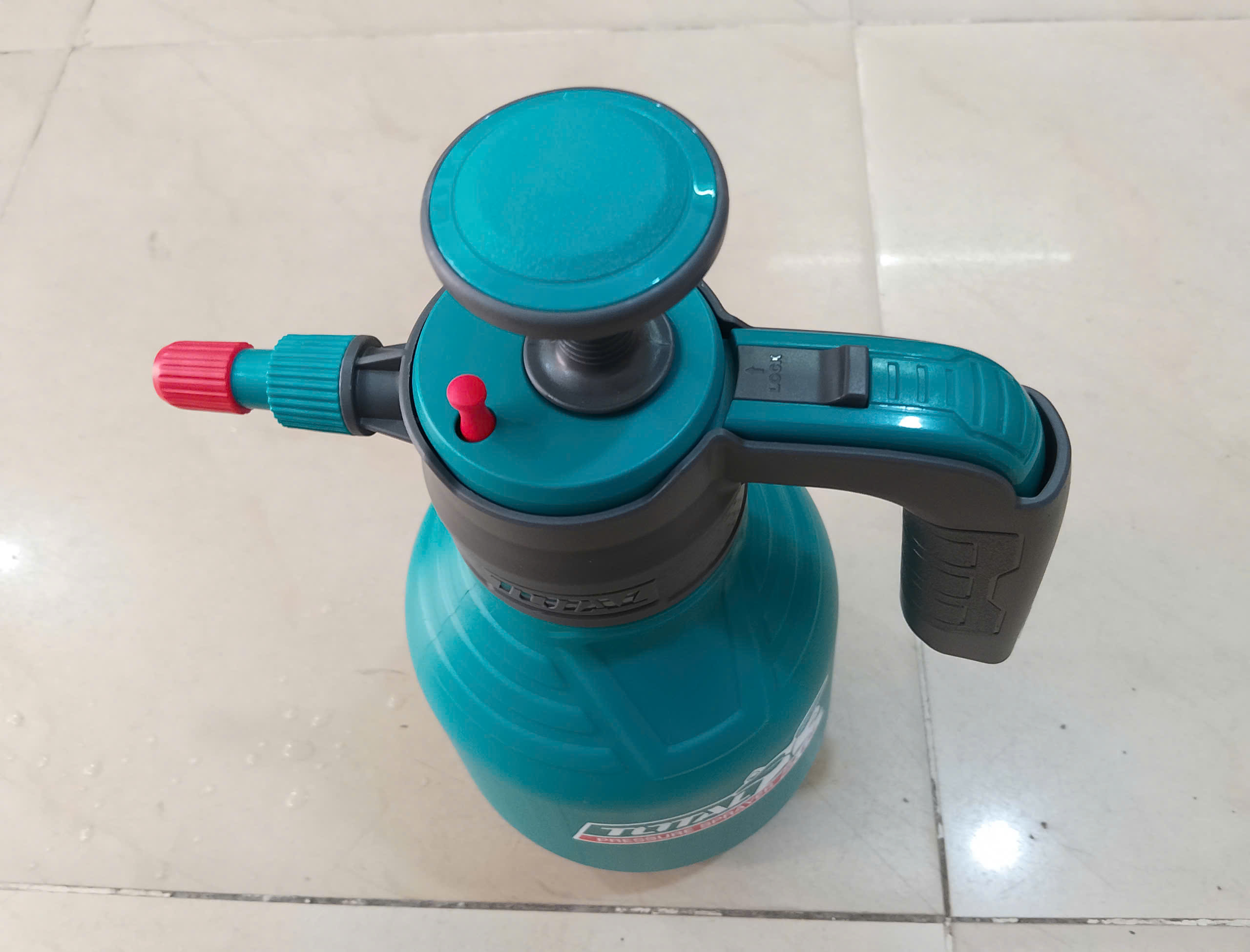 Hình ảnh 23 của mặt hàng Bình xịt 2L Total