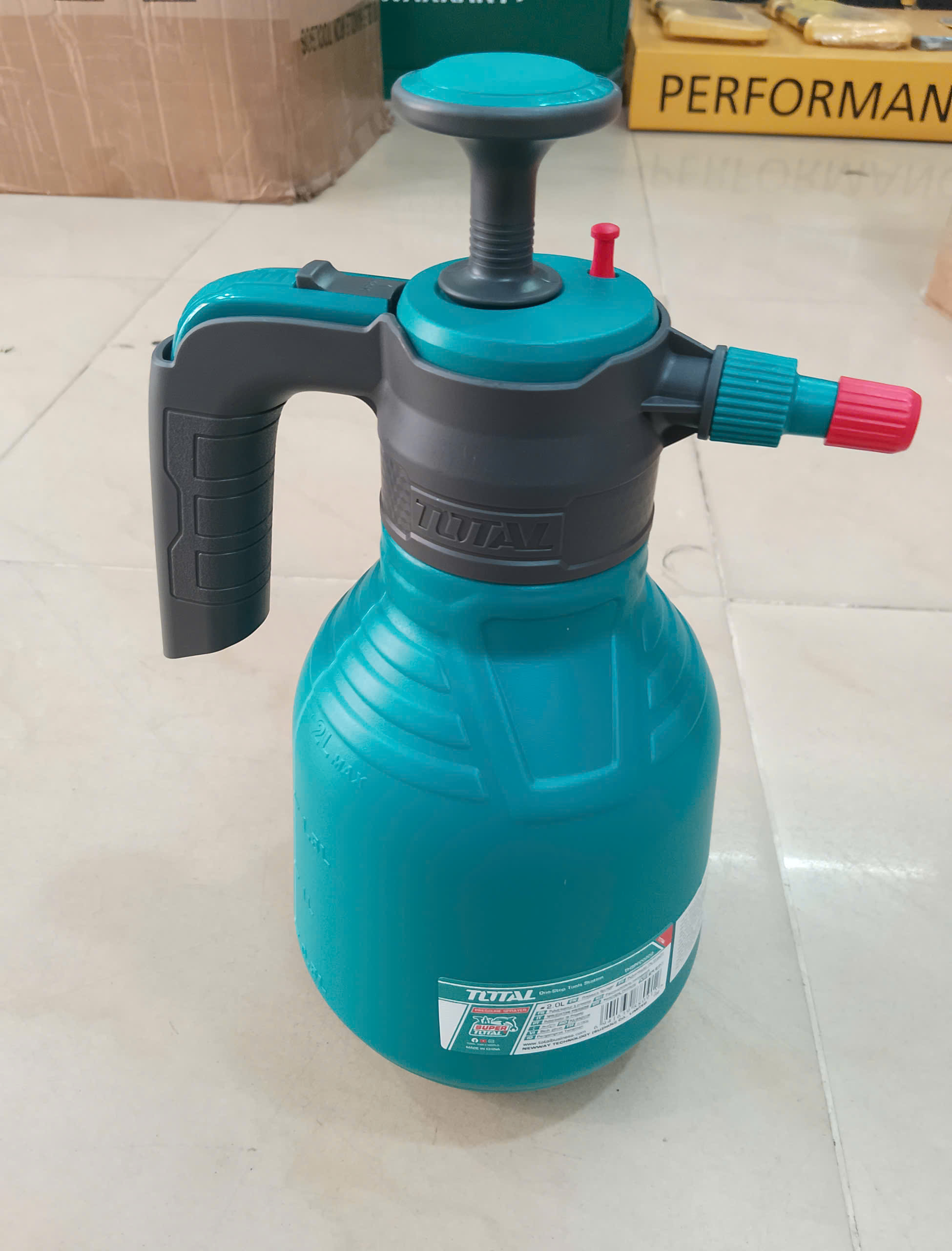 Hình ảnh 24 của mặt hàng Bình xịt 2L Total