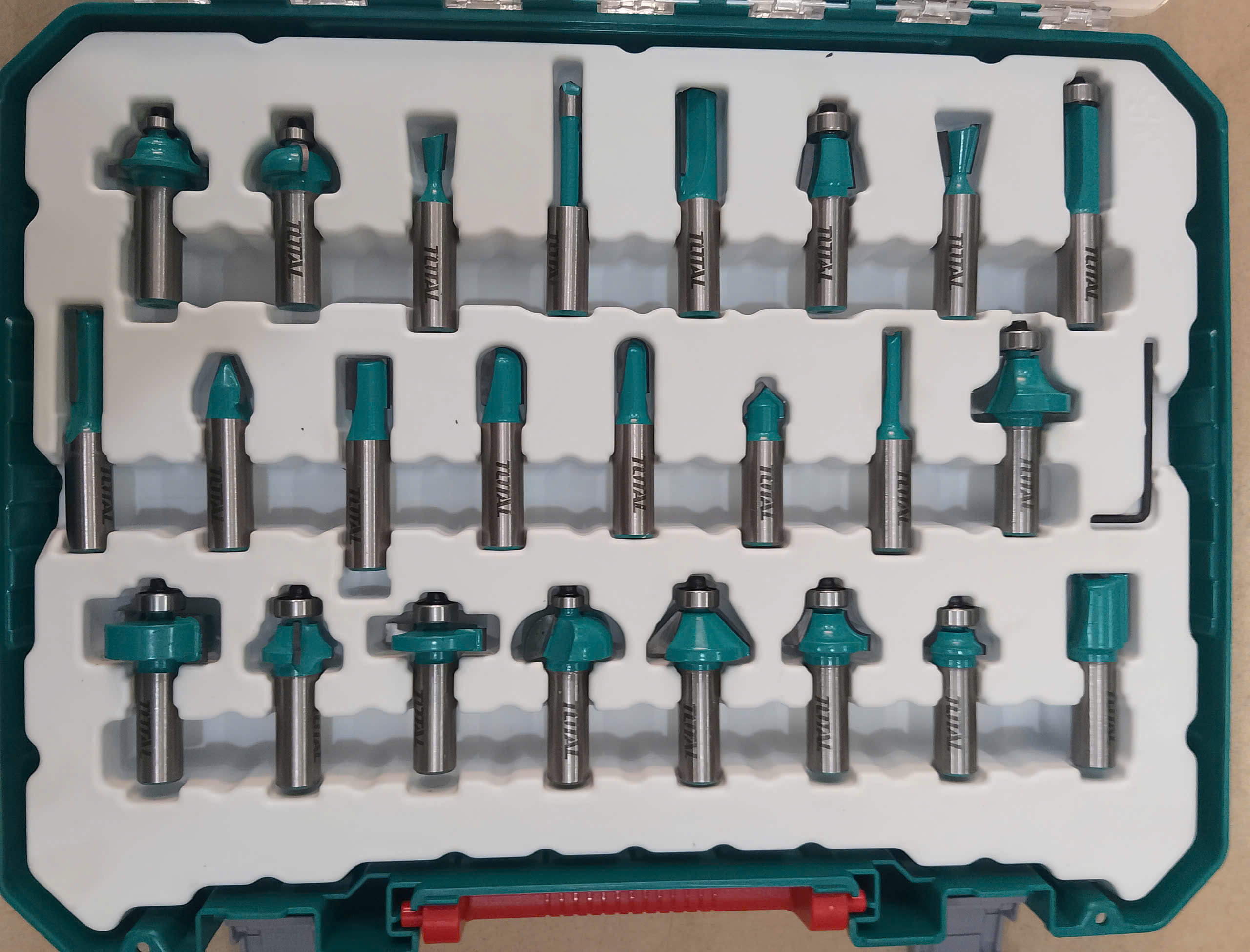 Hình ảnh 8 của mặt hàng Bộ 24 mũi phay đuôi 12mm Total