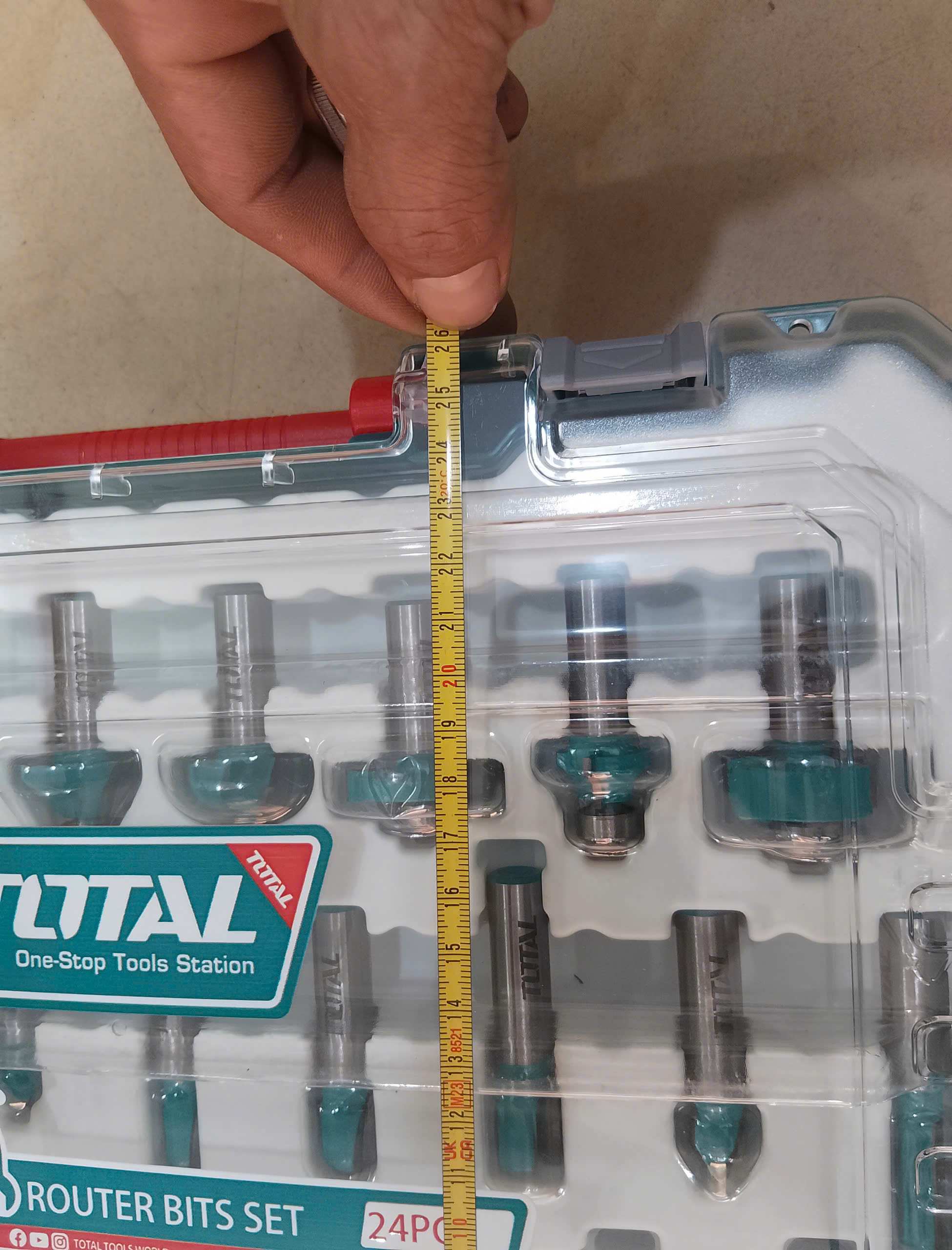 Hình ảnh 9 của mặt hàng Bộ 24 mũi phay đuôi 12mm Total