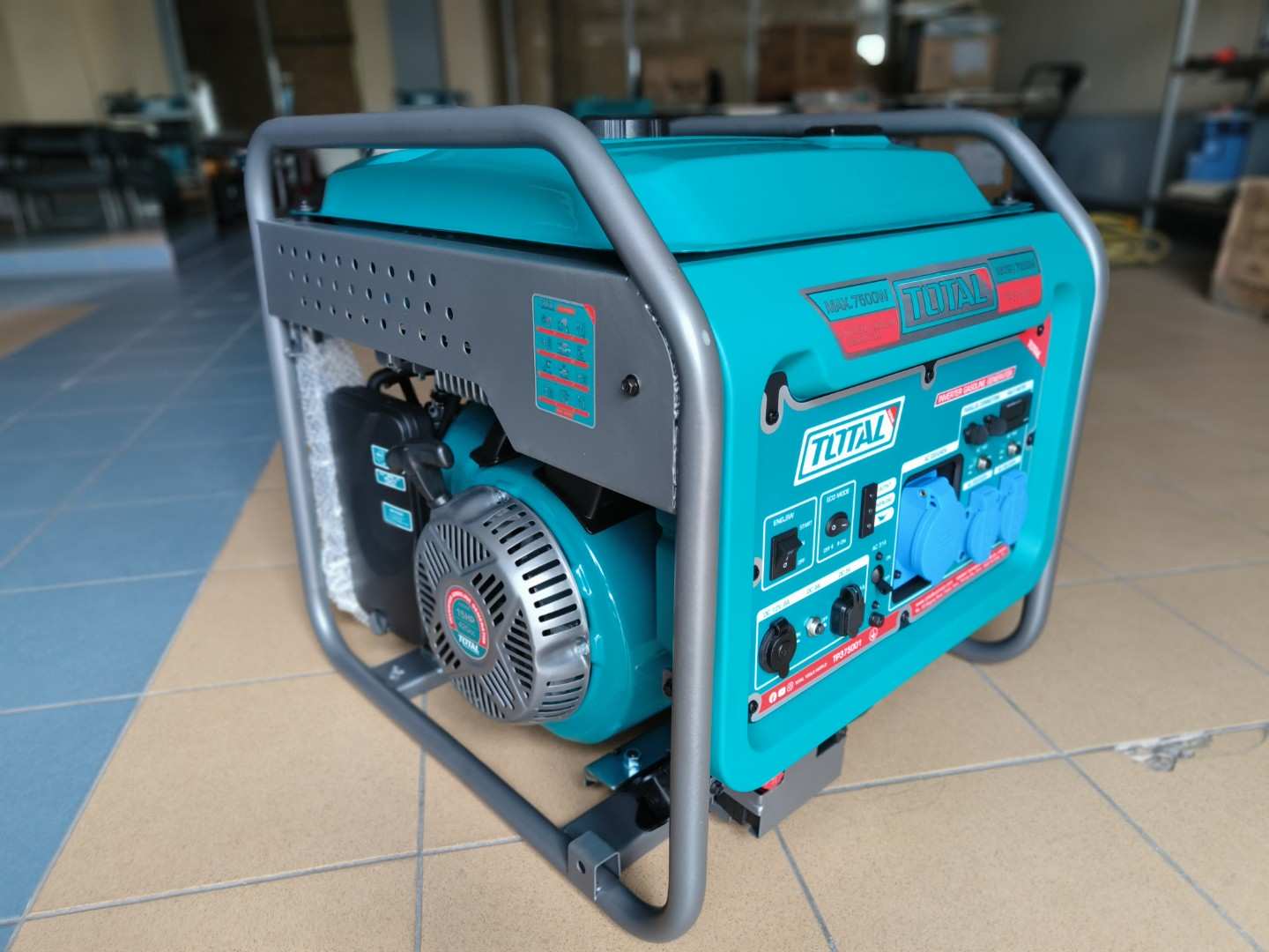 Hình ảnh 5 của mặt hàng Máy phát điện dùng xăng biến tần 7.5kW Total