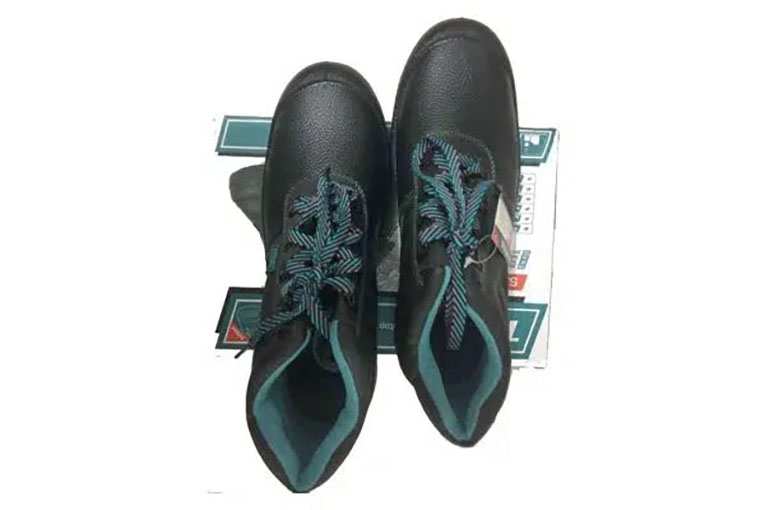 Hình ảnh 2 của mặt hàng Giày bảo hộ size 41 Total