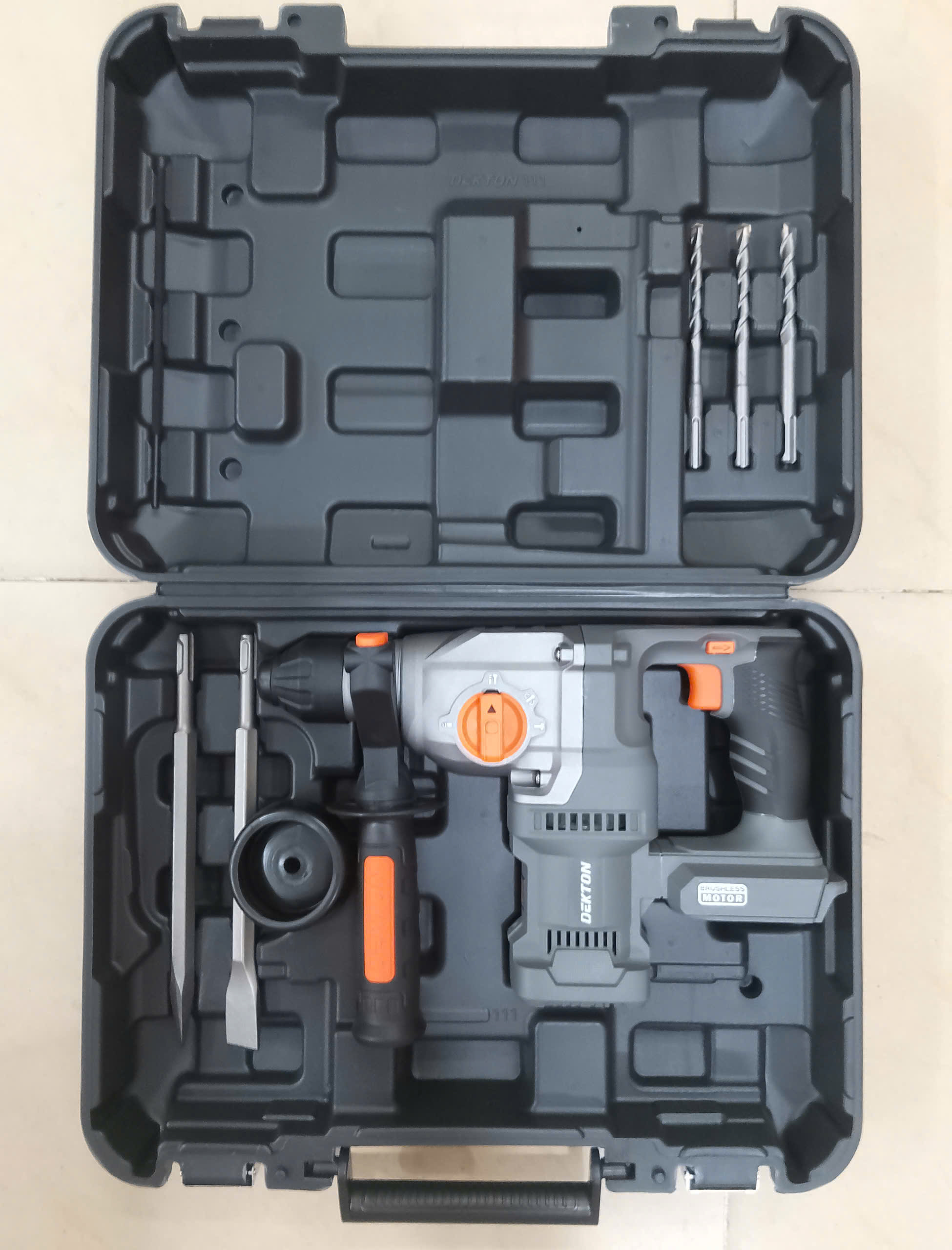 Hình ảnh 12 của mặt hàng Thân Máy Khoan Bê Tông Pin 3 chức năng Dekton M21-RH2603PLUS màu XÁM
