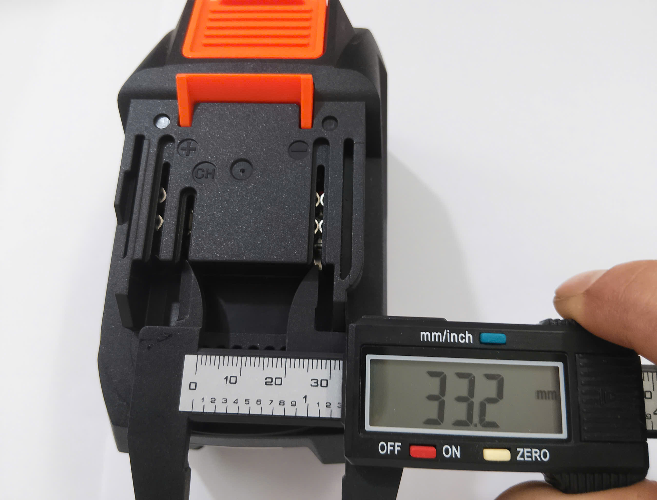 Hình ảnh 5 của mặt hàng Pin 21V - 6Ah dòng xả cao M21-B6095PRO màu xám