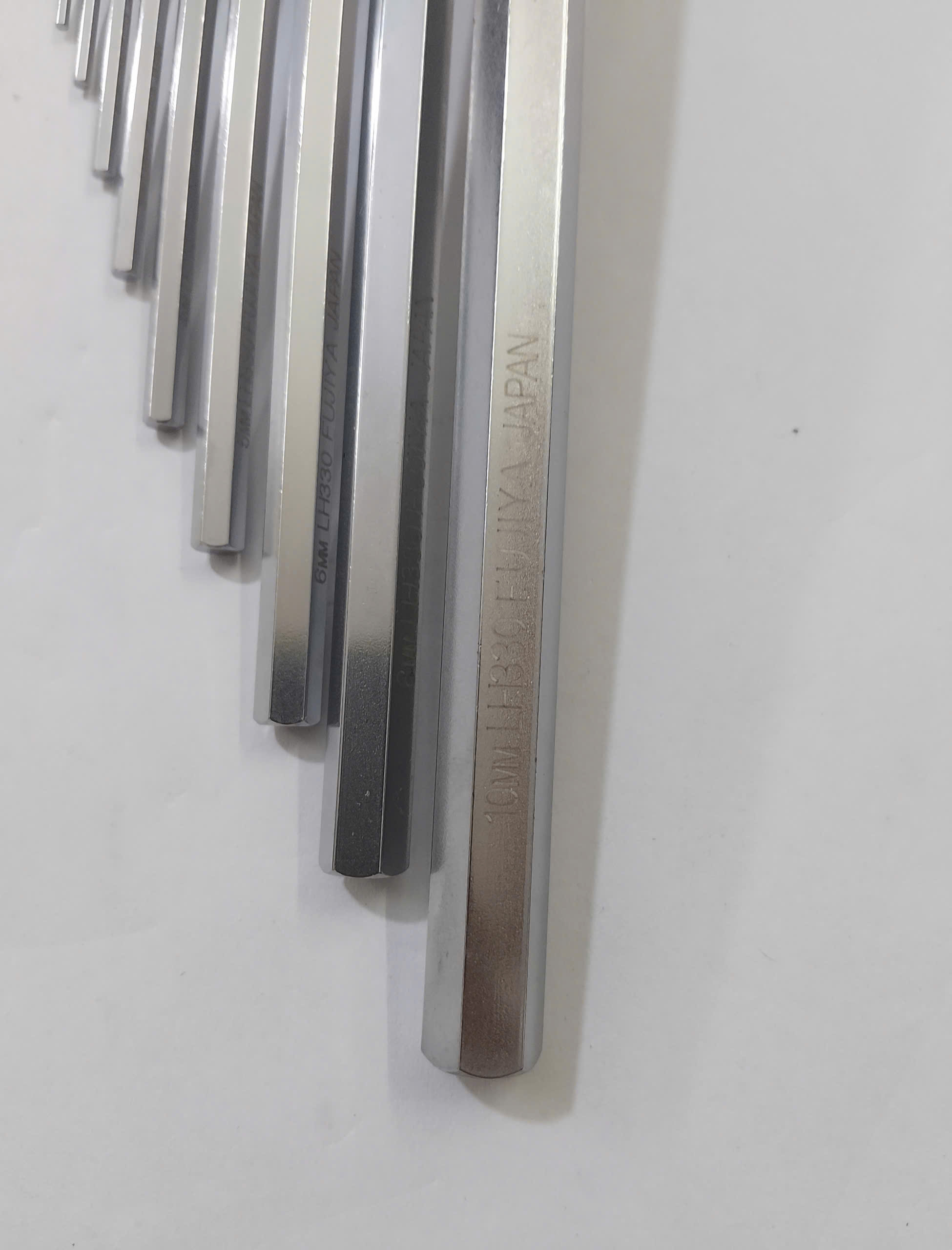 Hình ảnh 6 của mặt hàng Bộ lục giác đầu bằng cán dài Fujiya LH330-9S