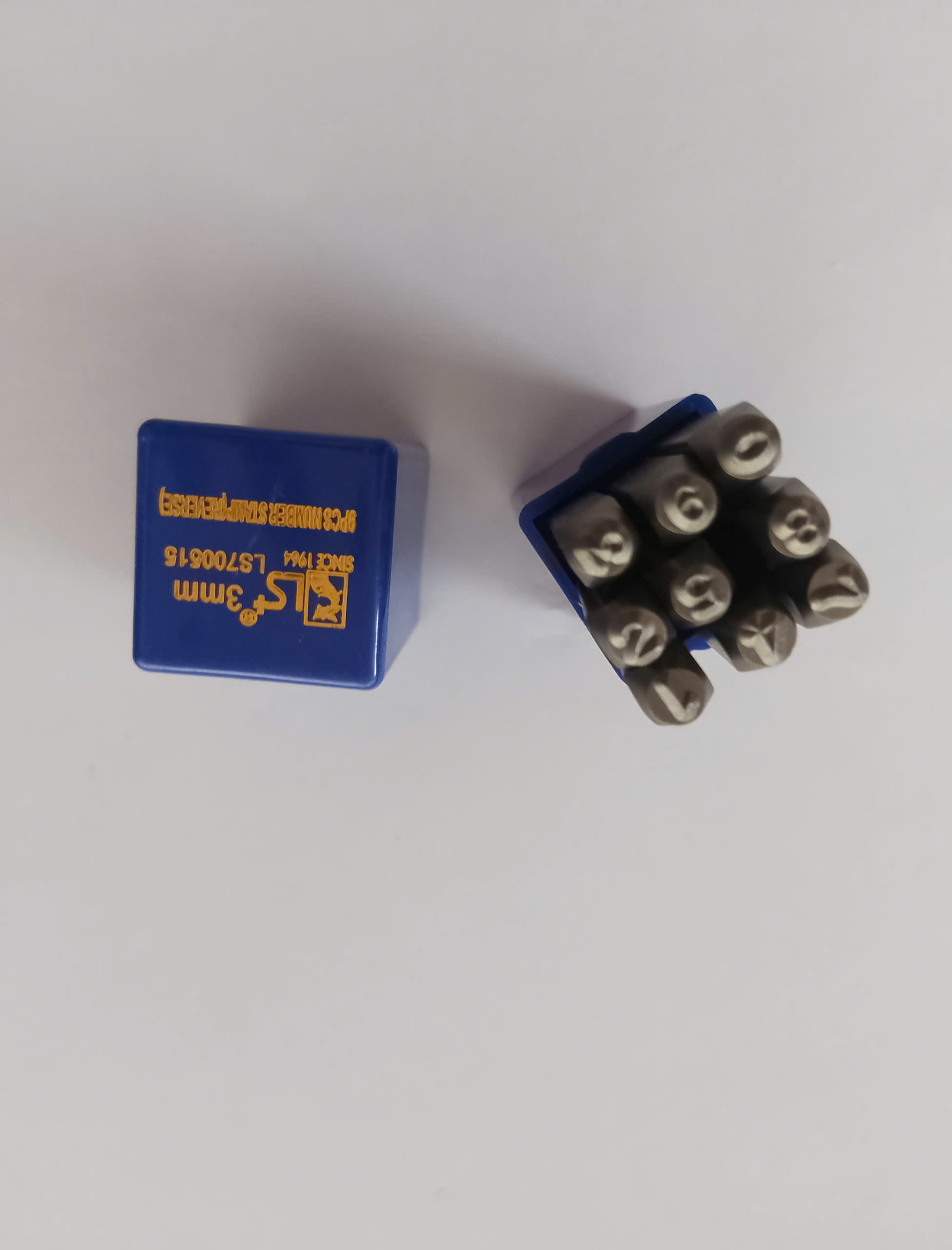 Hình ảnh 7 của mặt hàng Đóng Số Bộ 9pcs Ngược 3mm LS+ - hộp xanh