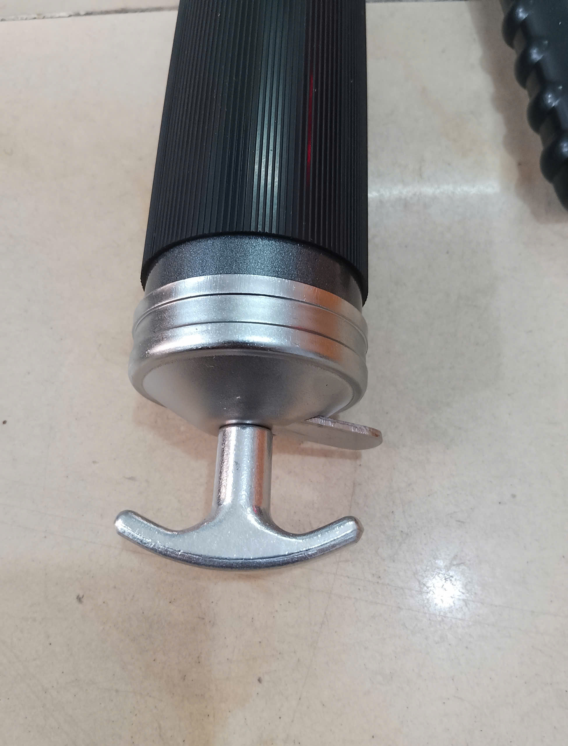 Hình ảnh 15 của mặt hàng Bơm mỡ  600 cc  ( 2 TI )  TOP