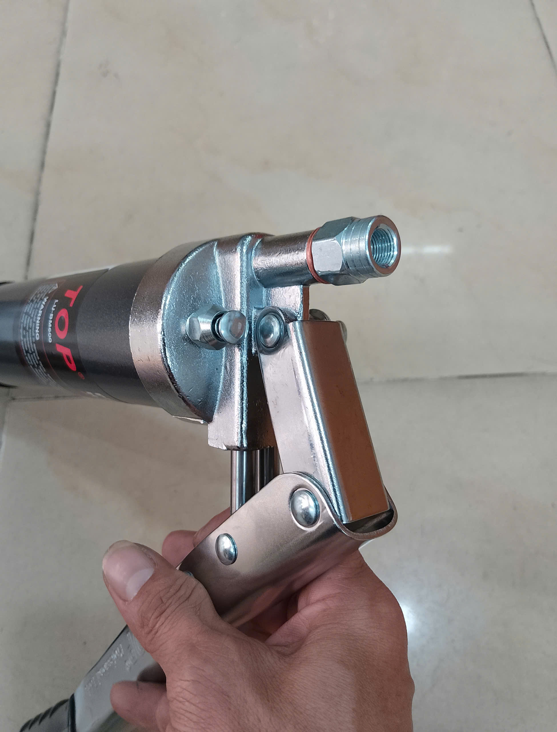 Hình ảnh 13 của mặt hàng Bơm mỡ  600 cc  ( 2 TI )  TOP