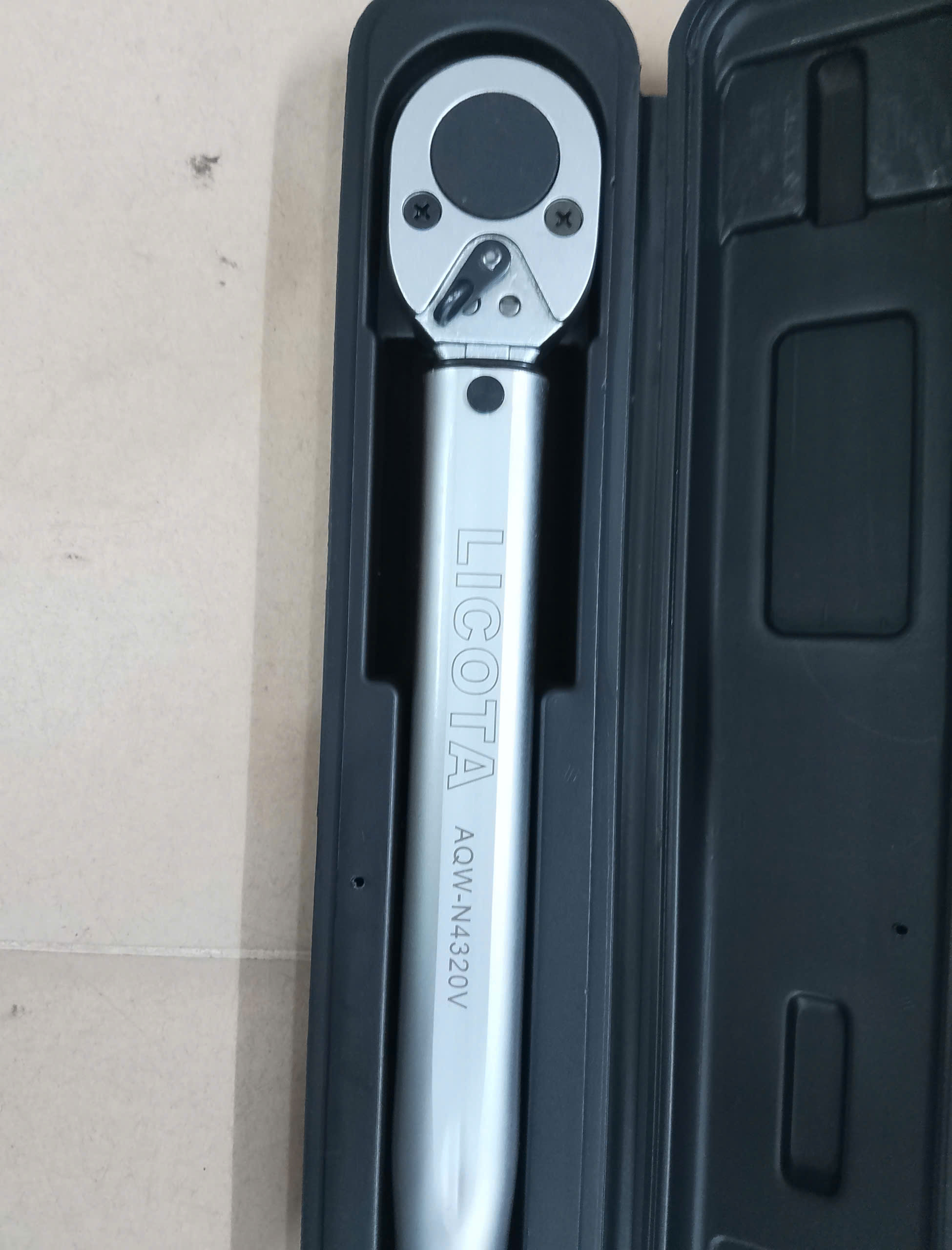 Hình ảnh 14 của mặt hàng Cần nổ 1/2" ĐỒNG HỒ LICOTA_(4320) ( 230 FT/LB - 320 Nm )