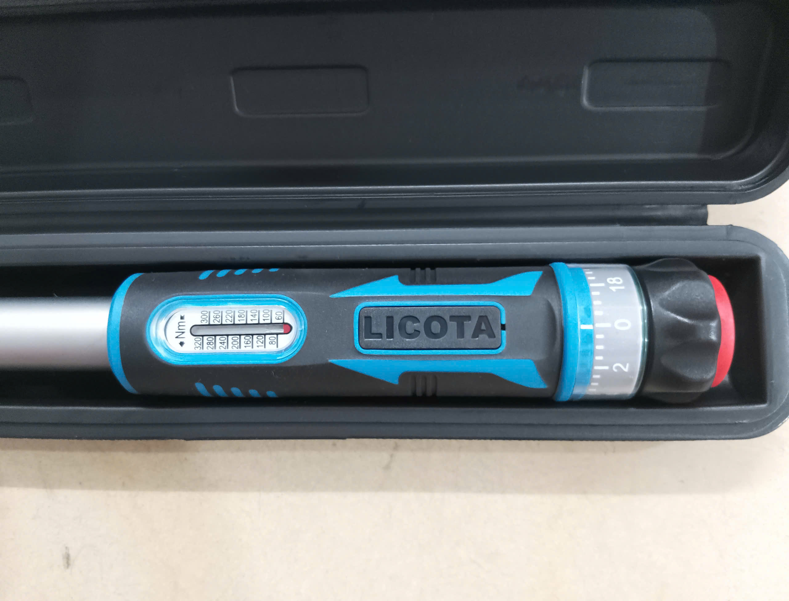 Hình ảnh 15 của mặt hàng Cần nổ 1/2" ĐỒNG HỒ LICOTA_(4320) ( 230 FT/LB - 320 Nm )