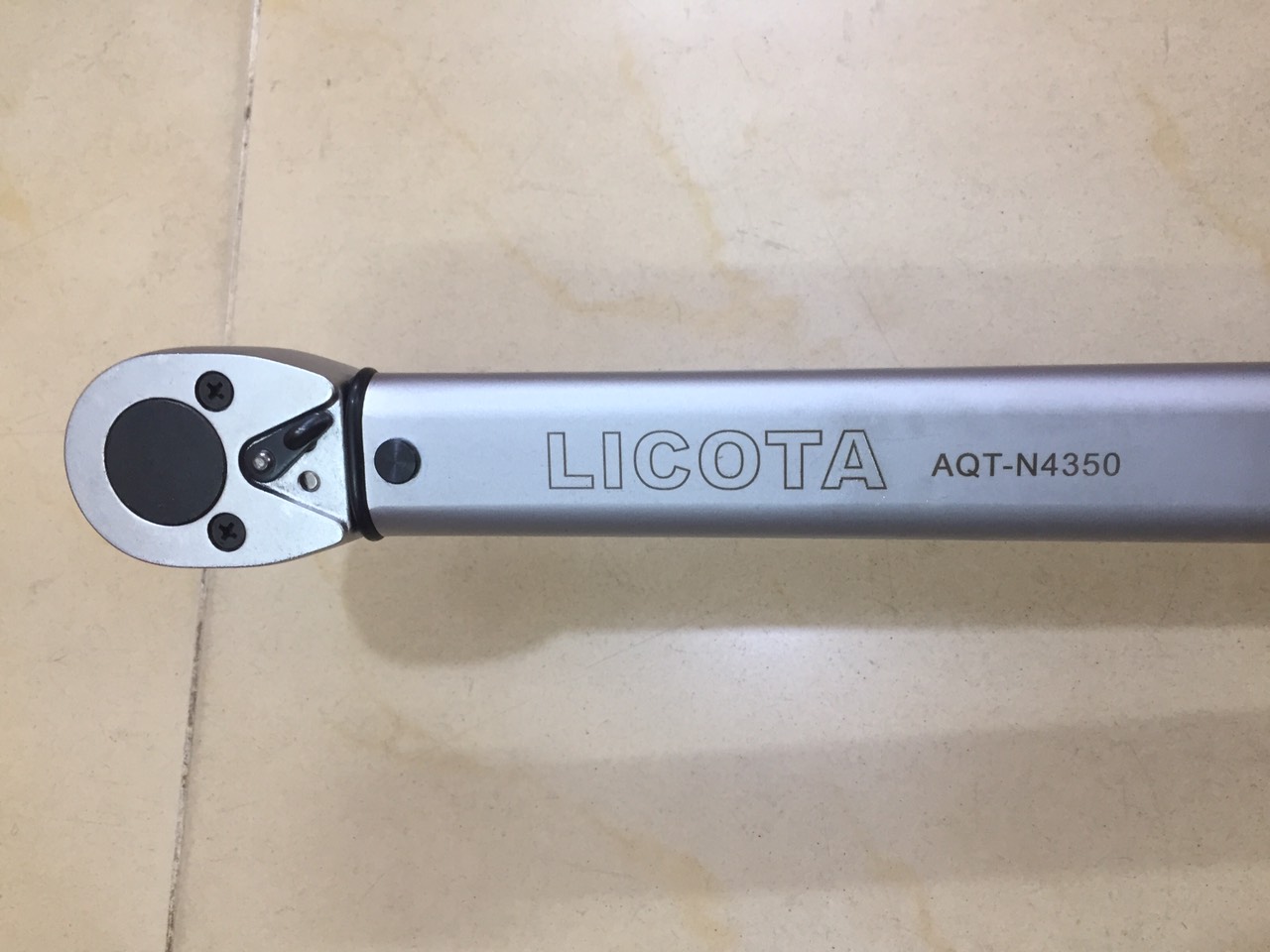 Hình ảnh 13 của mặt hàng Cần nổ 1/2" LICOTA 250FT/LB_(4350) (70--350 Nm )