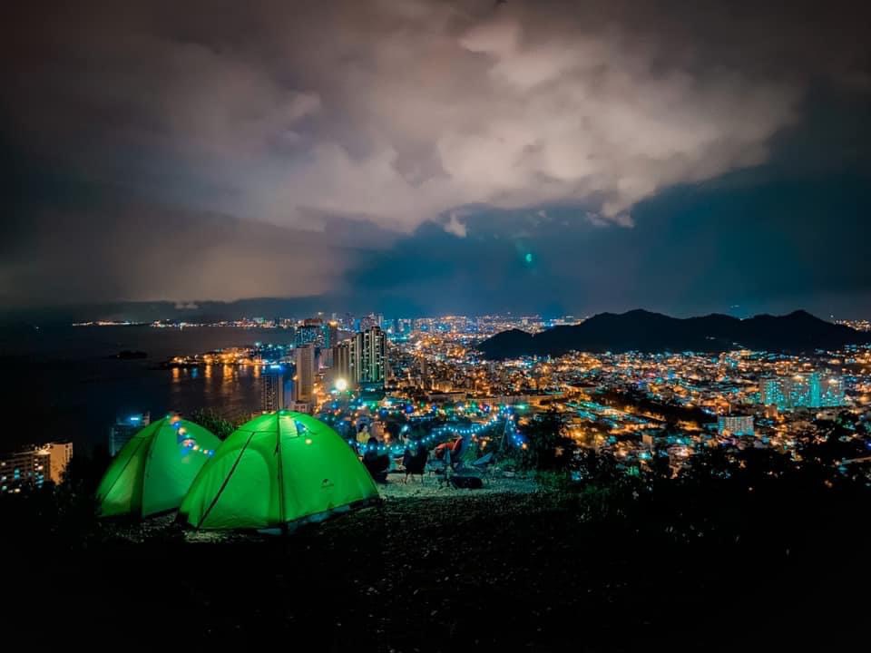 Buổi đêm tại núi Cô Tiên - Nha Trang