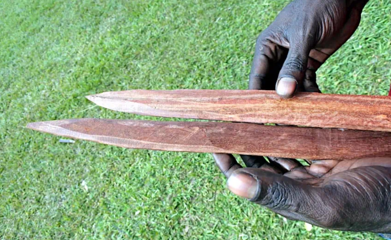Khắc gỗ bản địa Úc