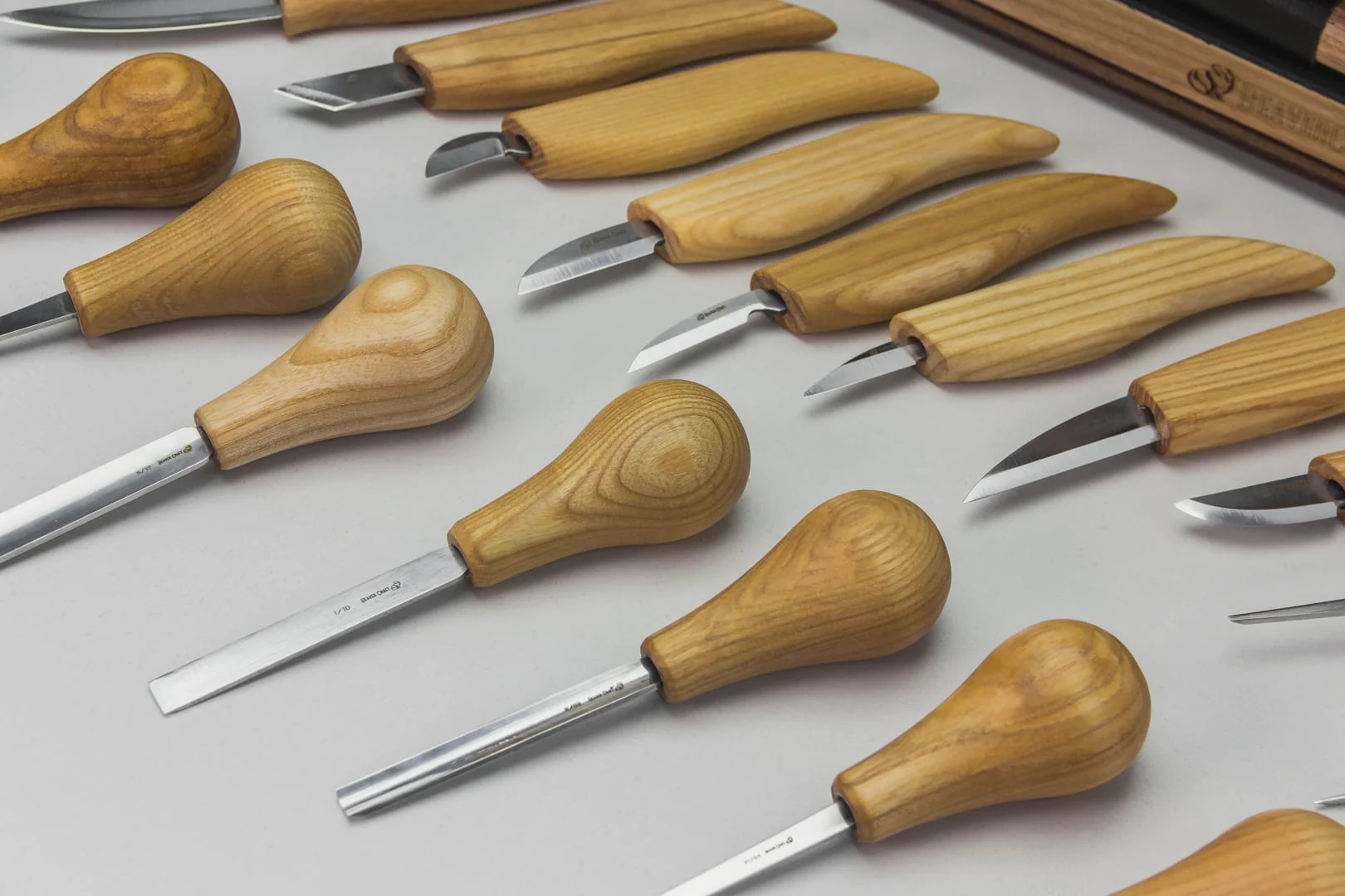 Các loại đục để chạm khắc gỗ