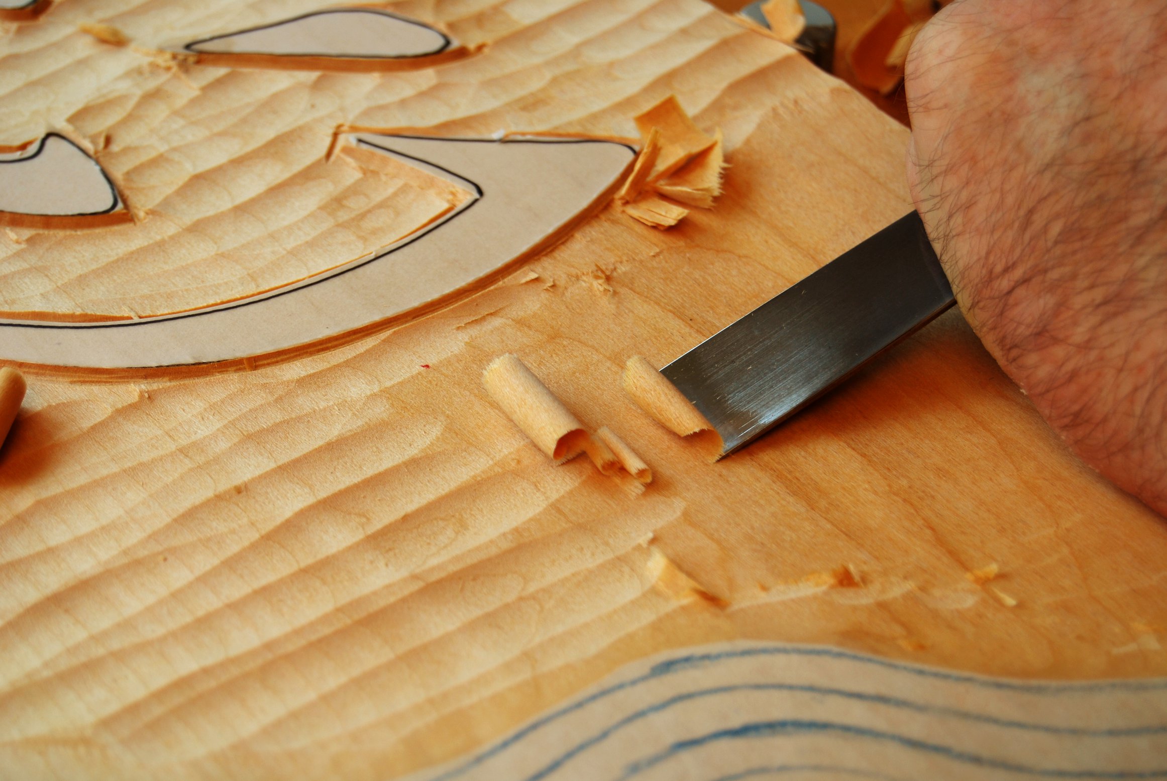 Sử dụng thớ gỗ để nâng cao khả năng chạm khắc của bạn