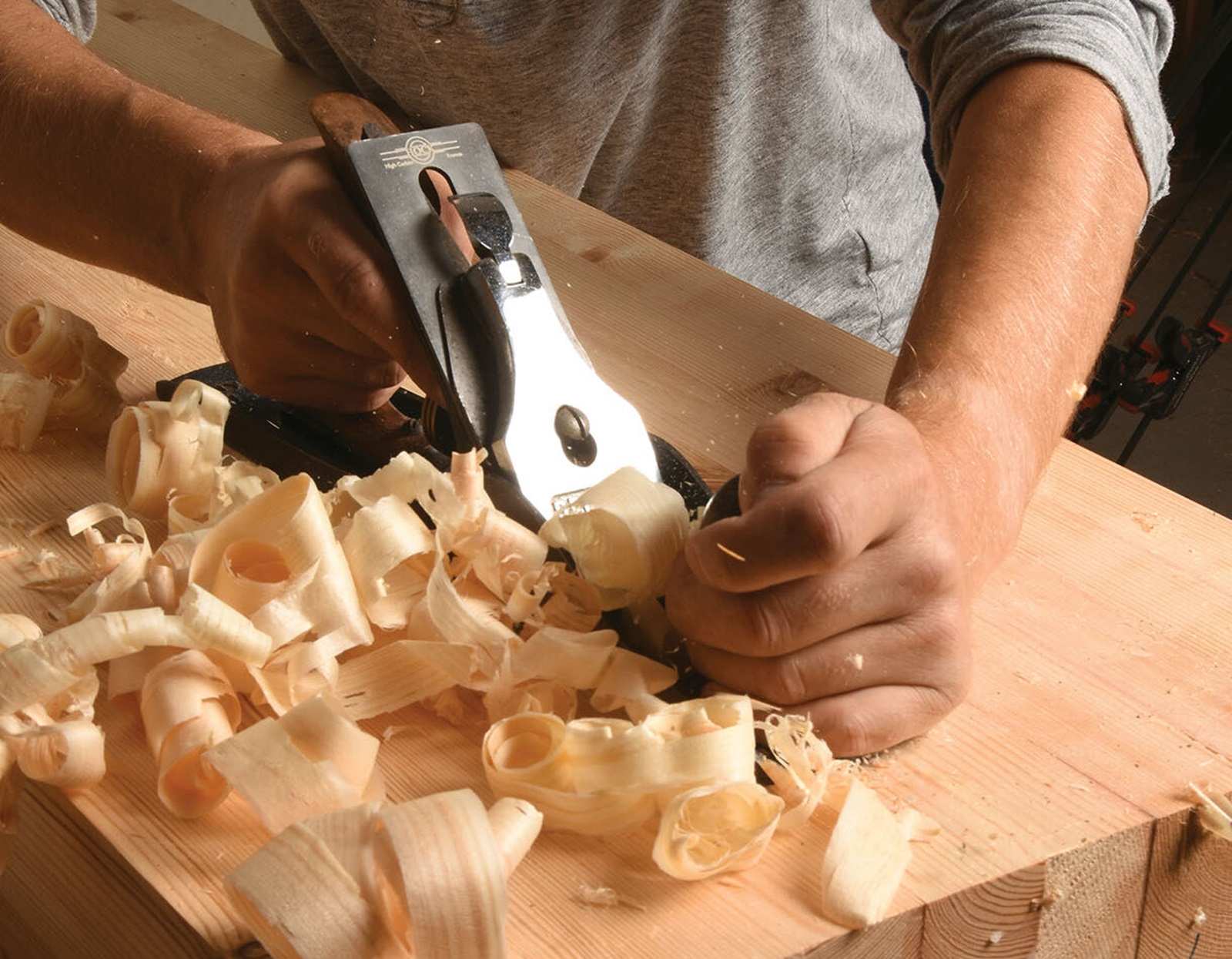 Bào gỗ là một trong những dụng cụ được thợ mộc sử dụng nhiều
