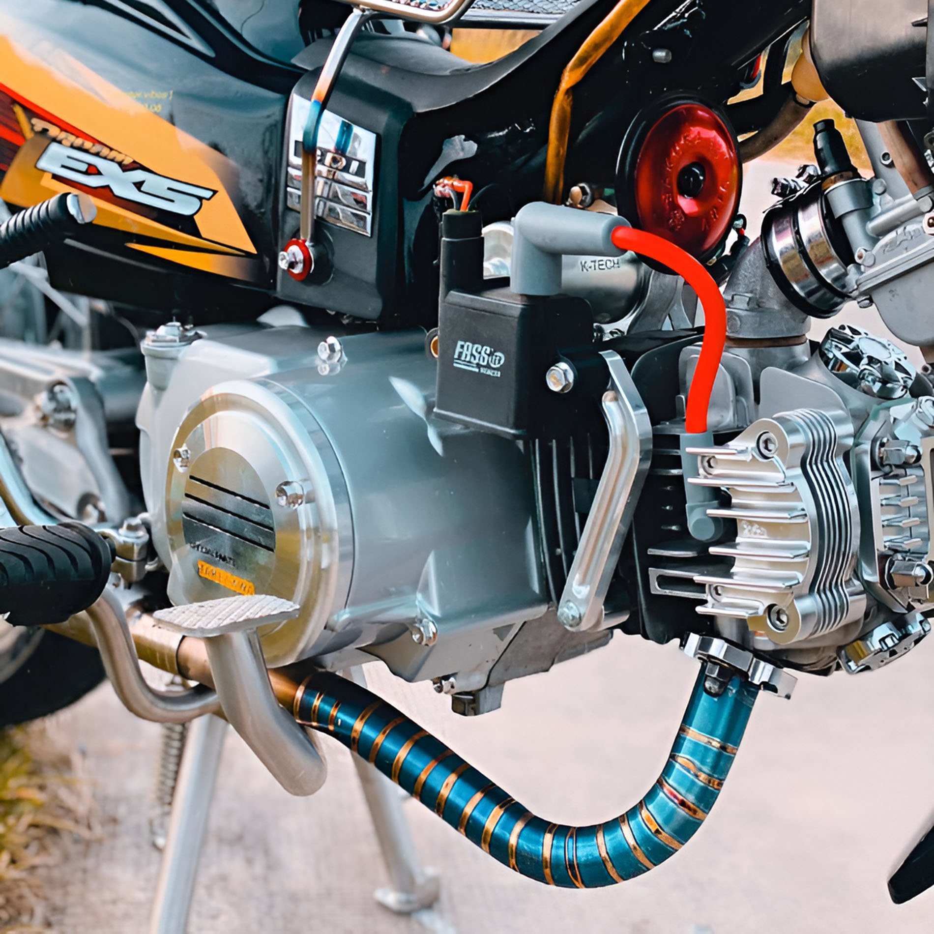Hệ thống cung cấp nhiên liệu đóng vai trò quan trọng cho việc sinh công của động cơ xe máy